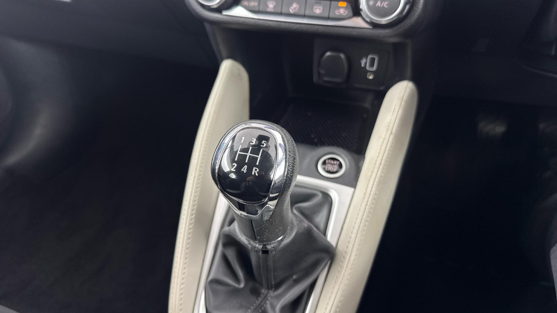 Nissan Micra view 36