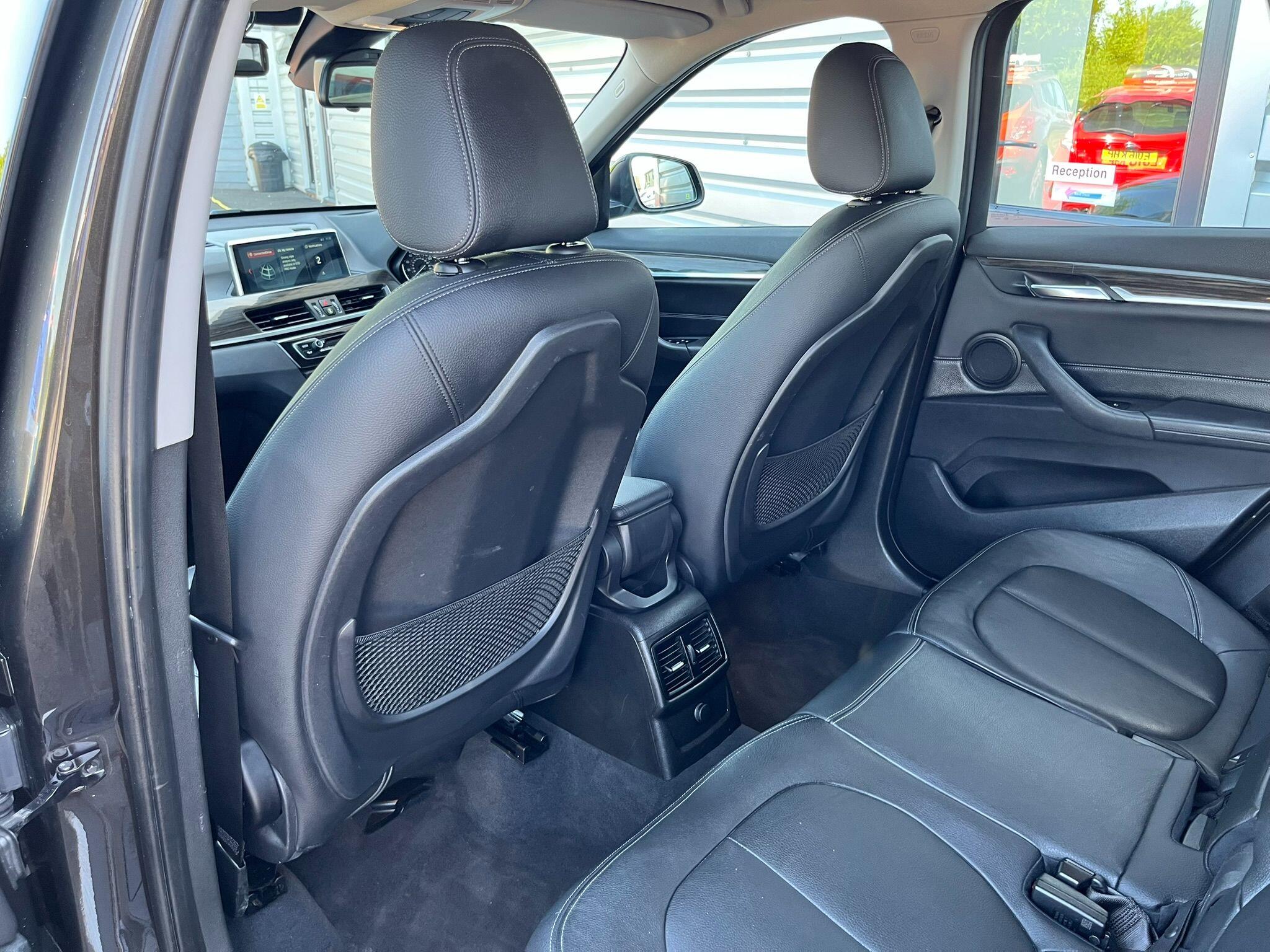BMW X1 view 32
