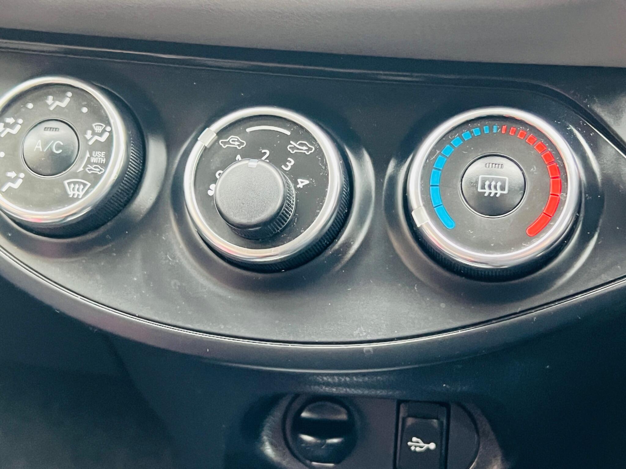 Toyota Yaris view 47