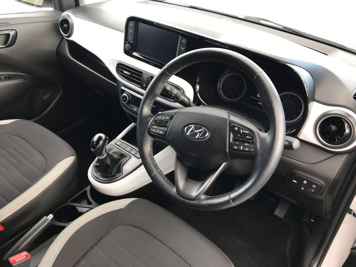 Hyundai I10 view 3