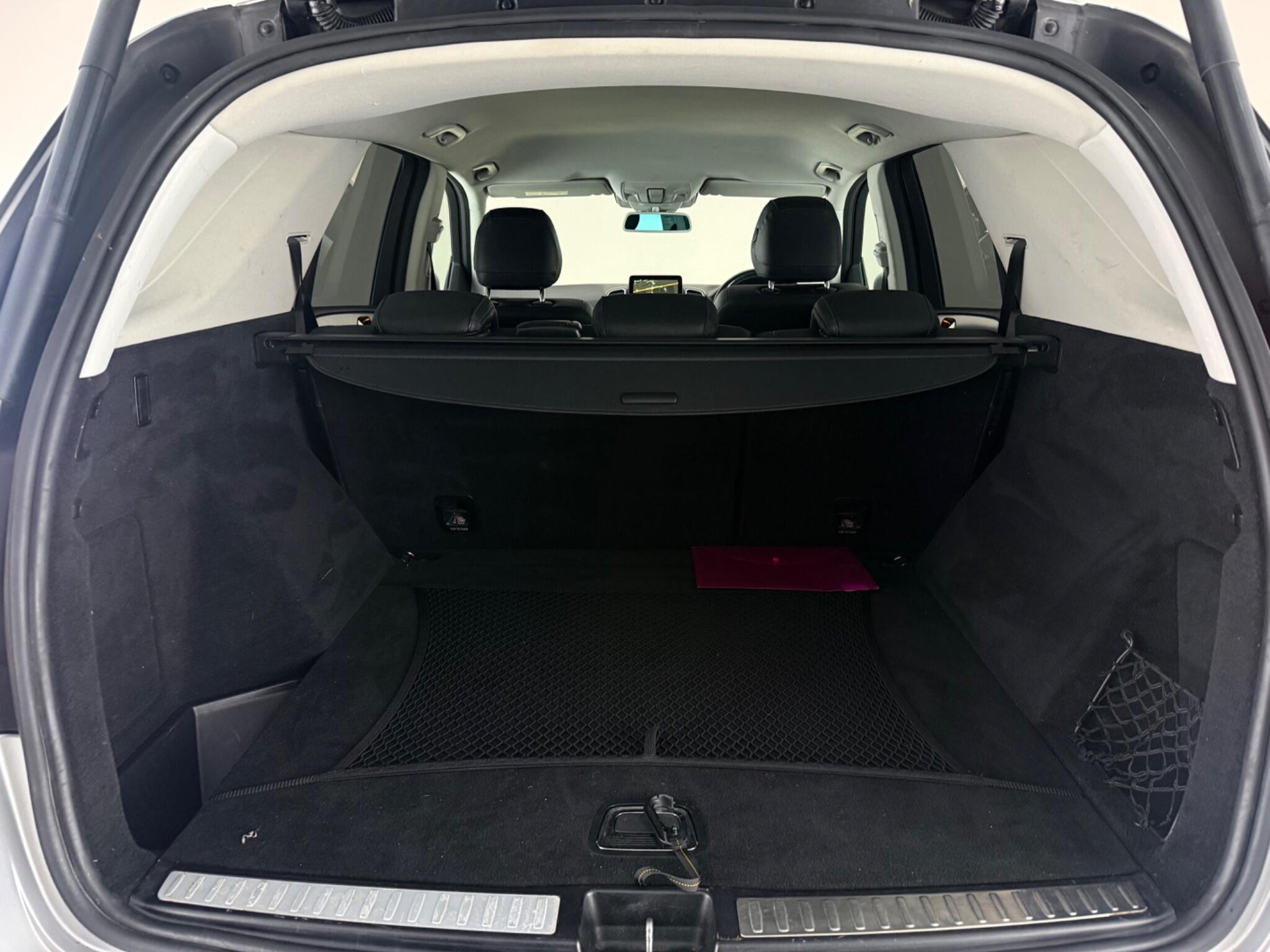 Mercedes-Benz GLE view 10