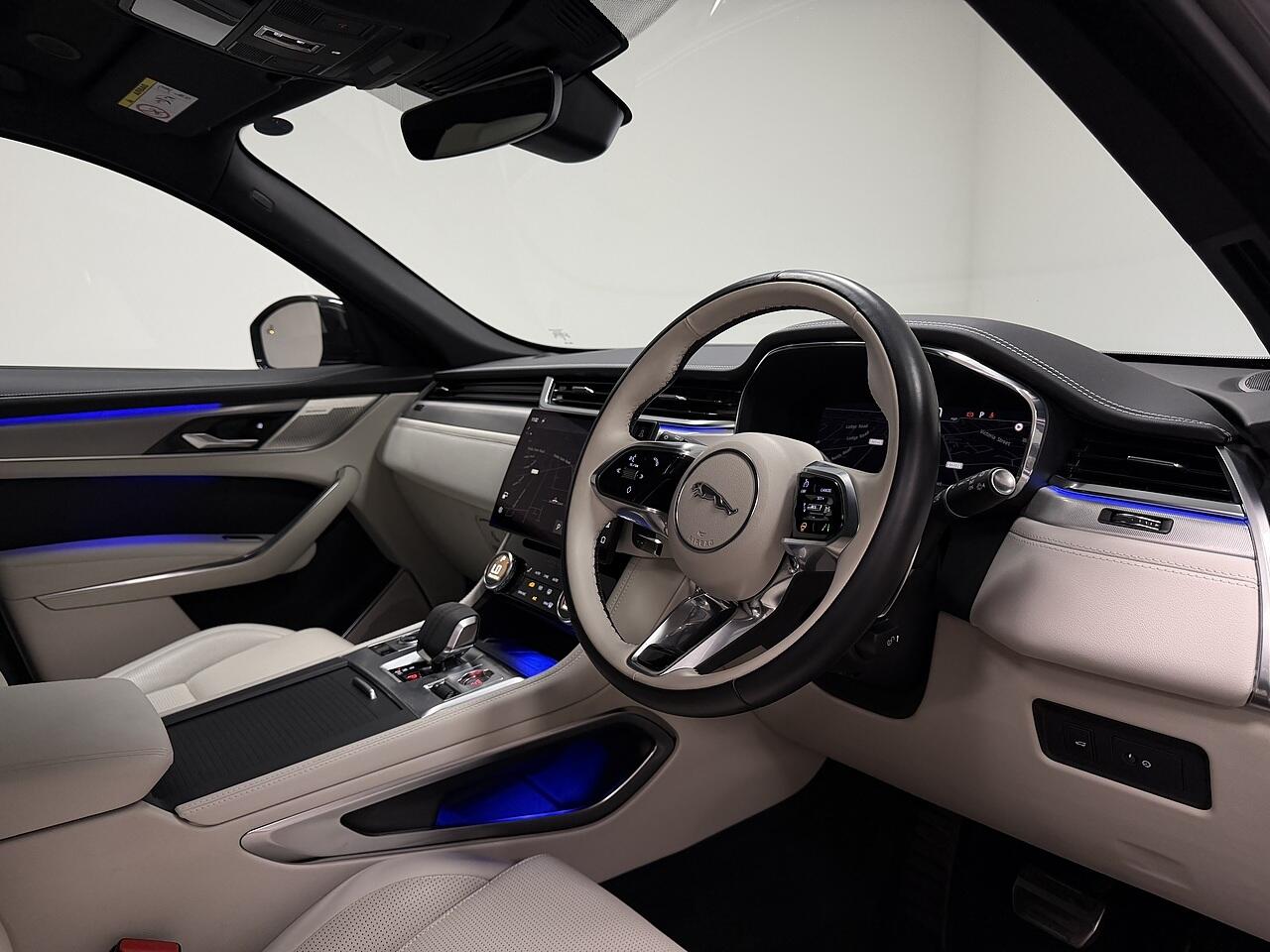 Jaguar F-Pace view 14