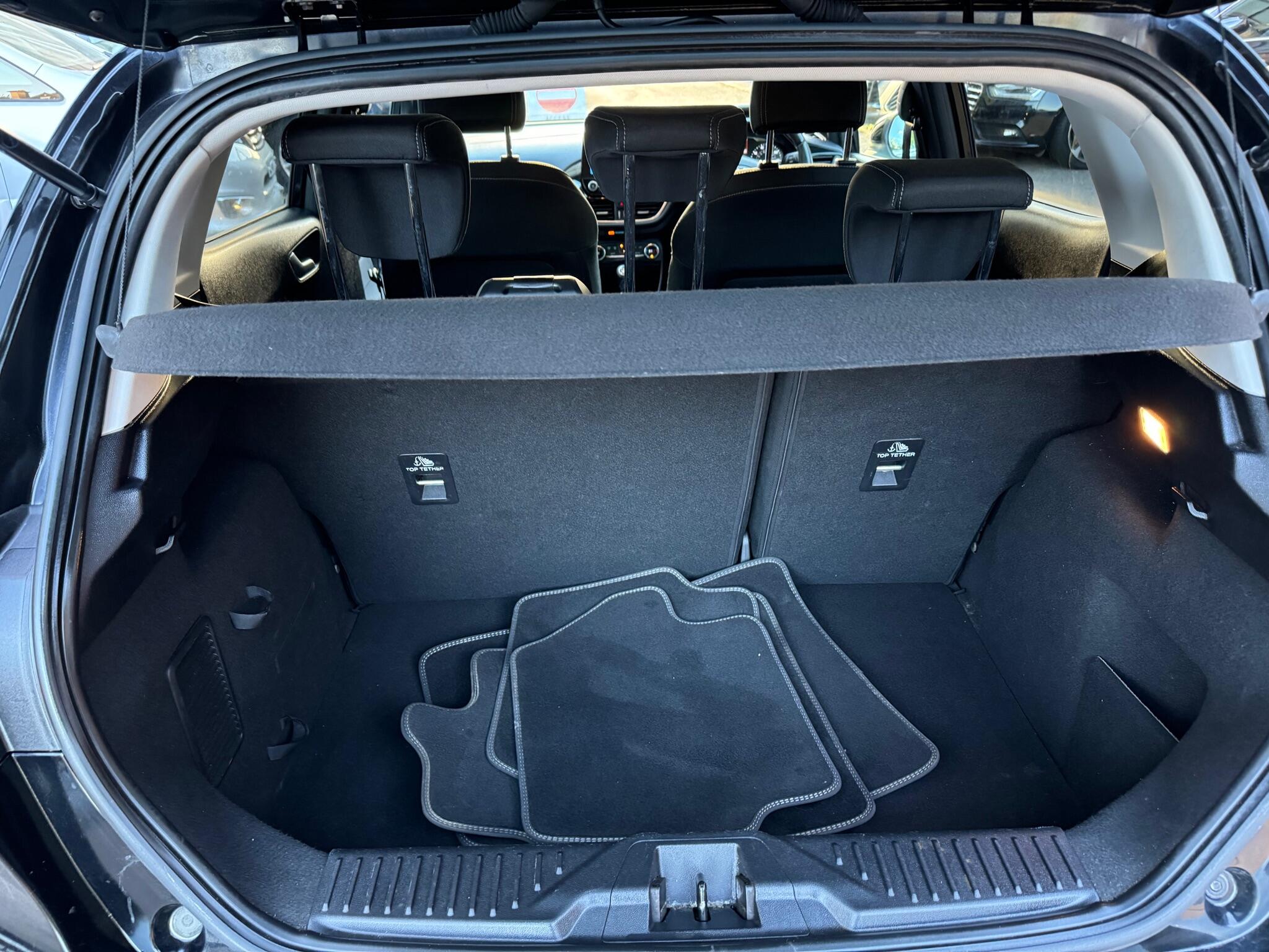 Ford Fiesta view 24