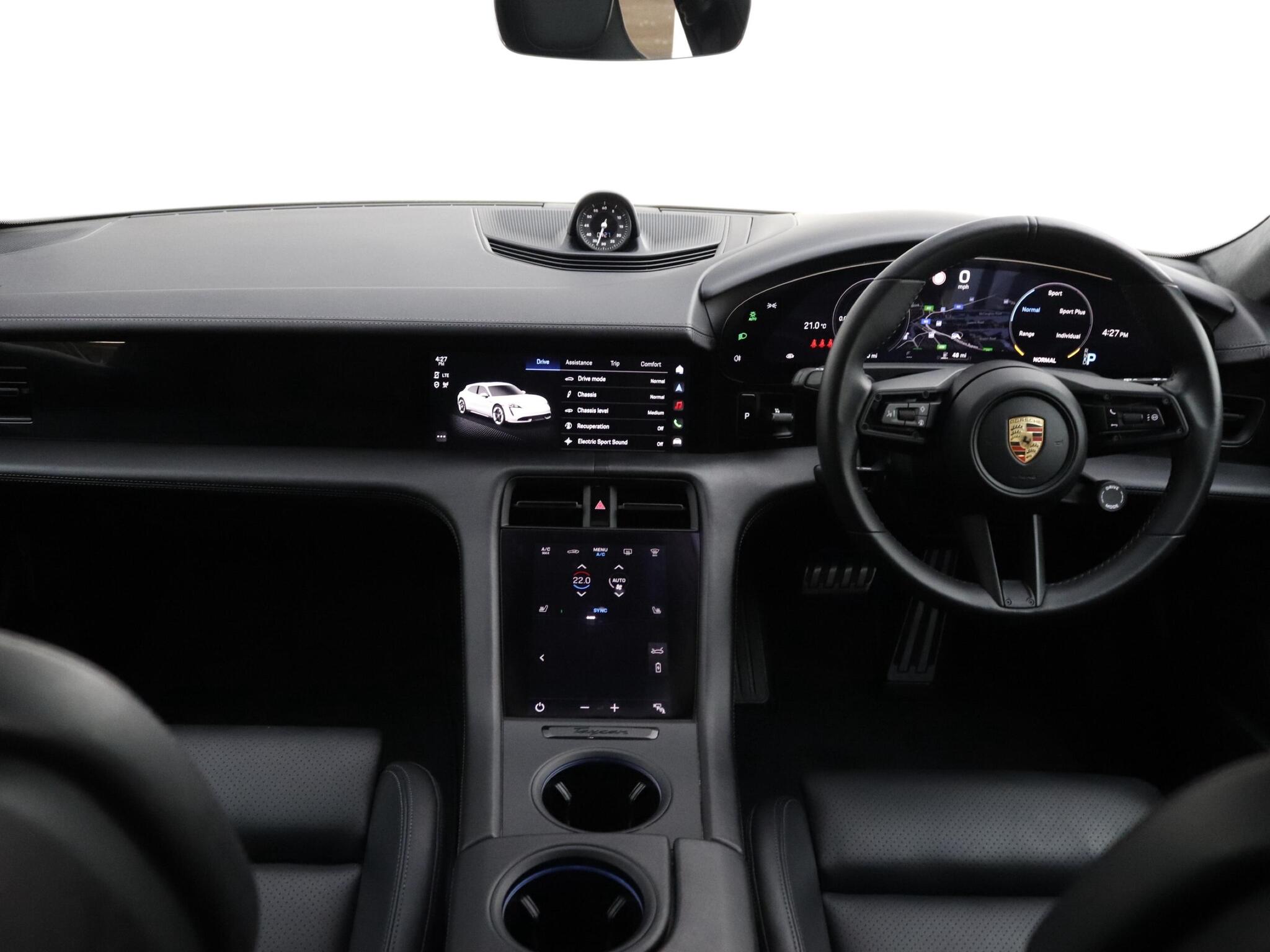 Porsche Taycan view 11