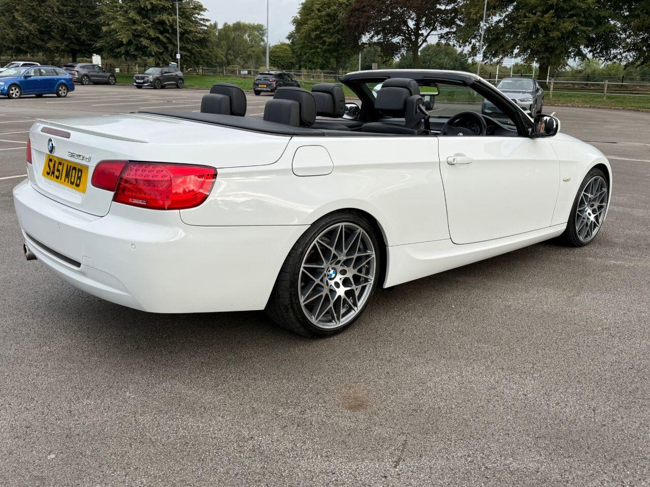 BMW 3 Series view 4