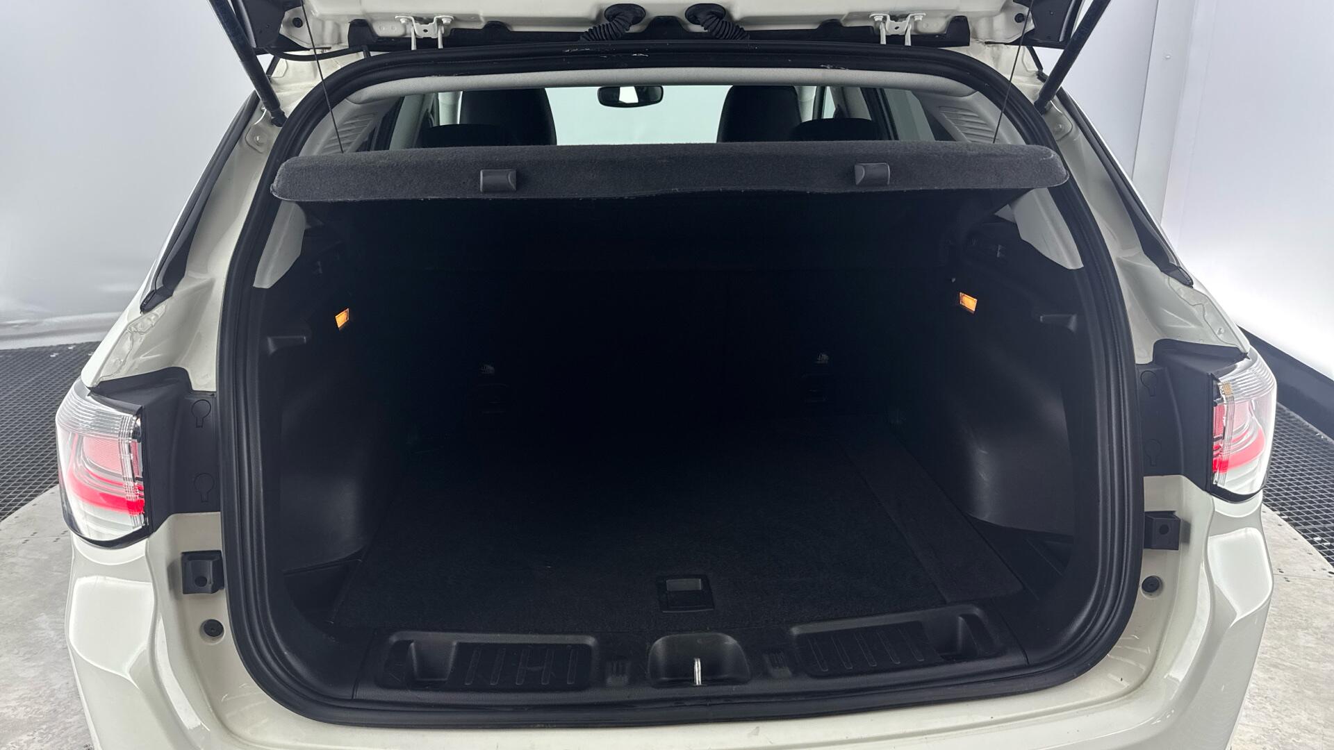 Jeep Compass view 15