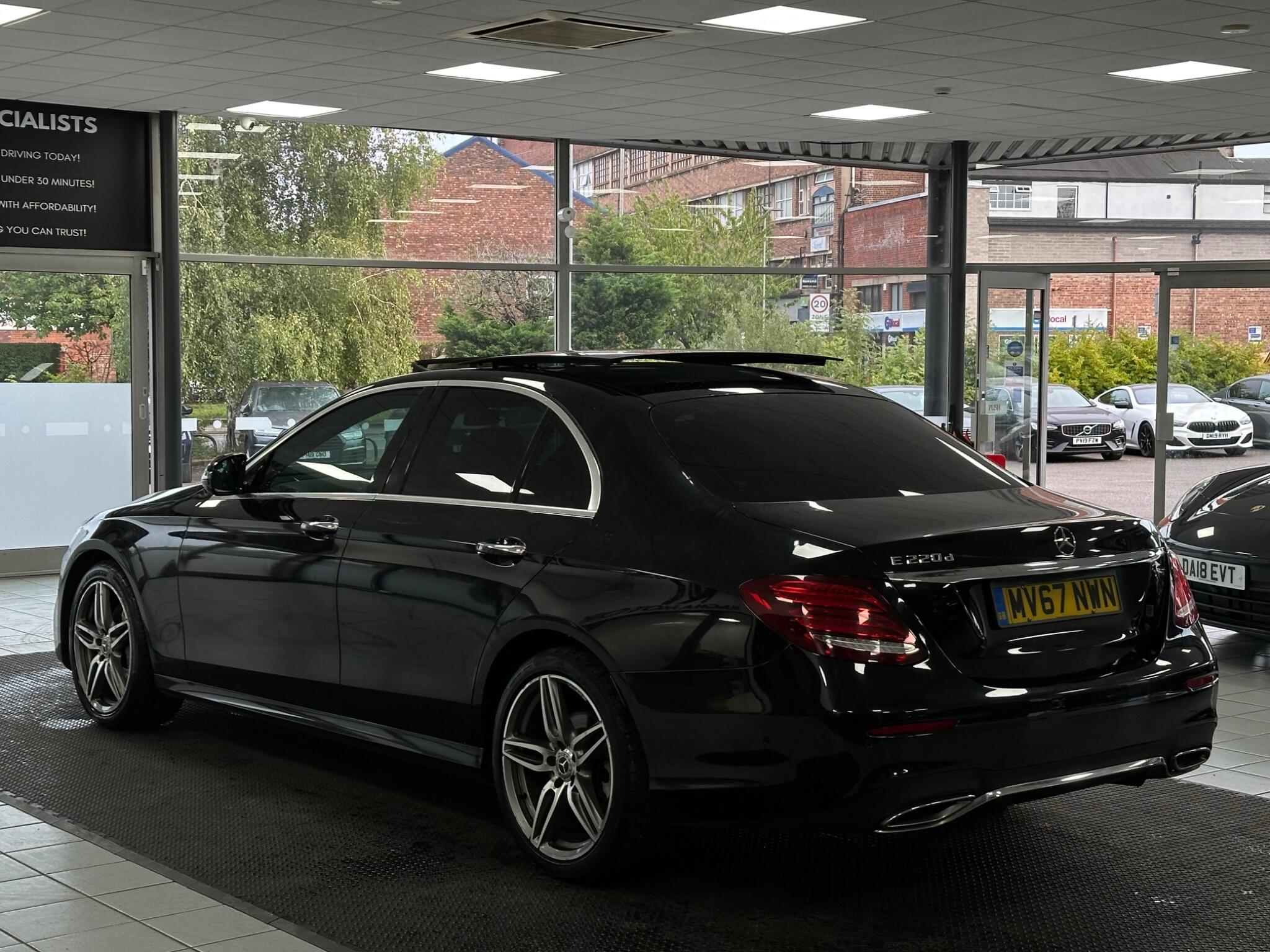 Mercedes-Benz E Class view 11