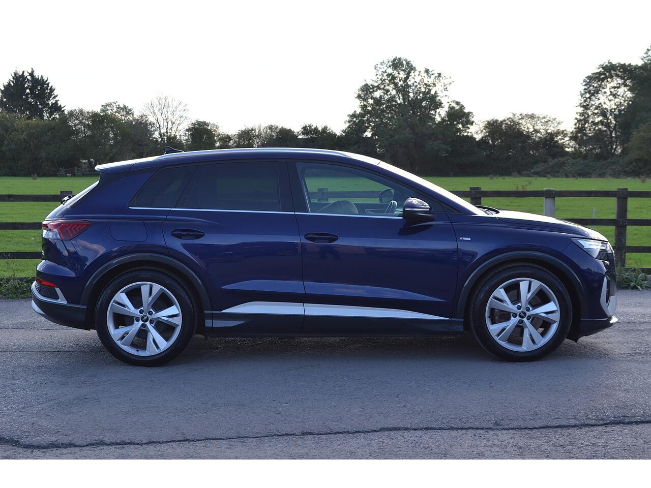 Audi Q4 E-Tron view 10