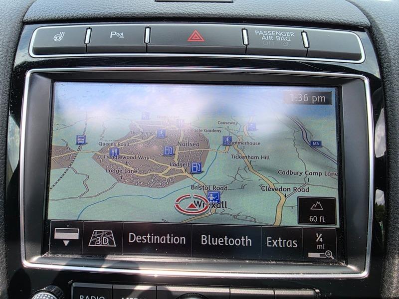 2015 Volkswagen Touareg image 44