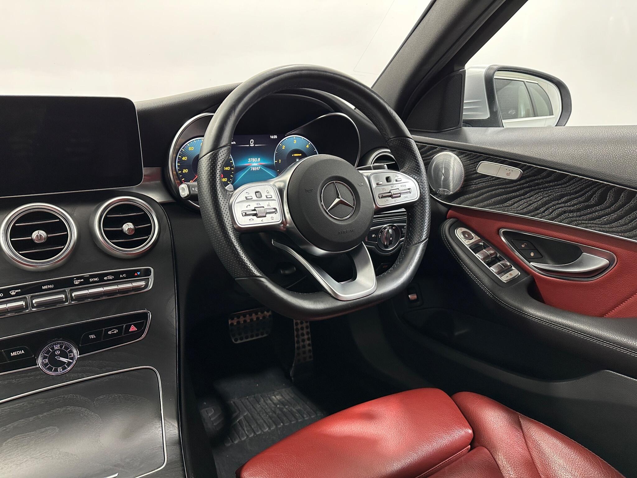 Mercedes-Benz C Class view 12