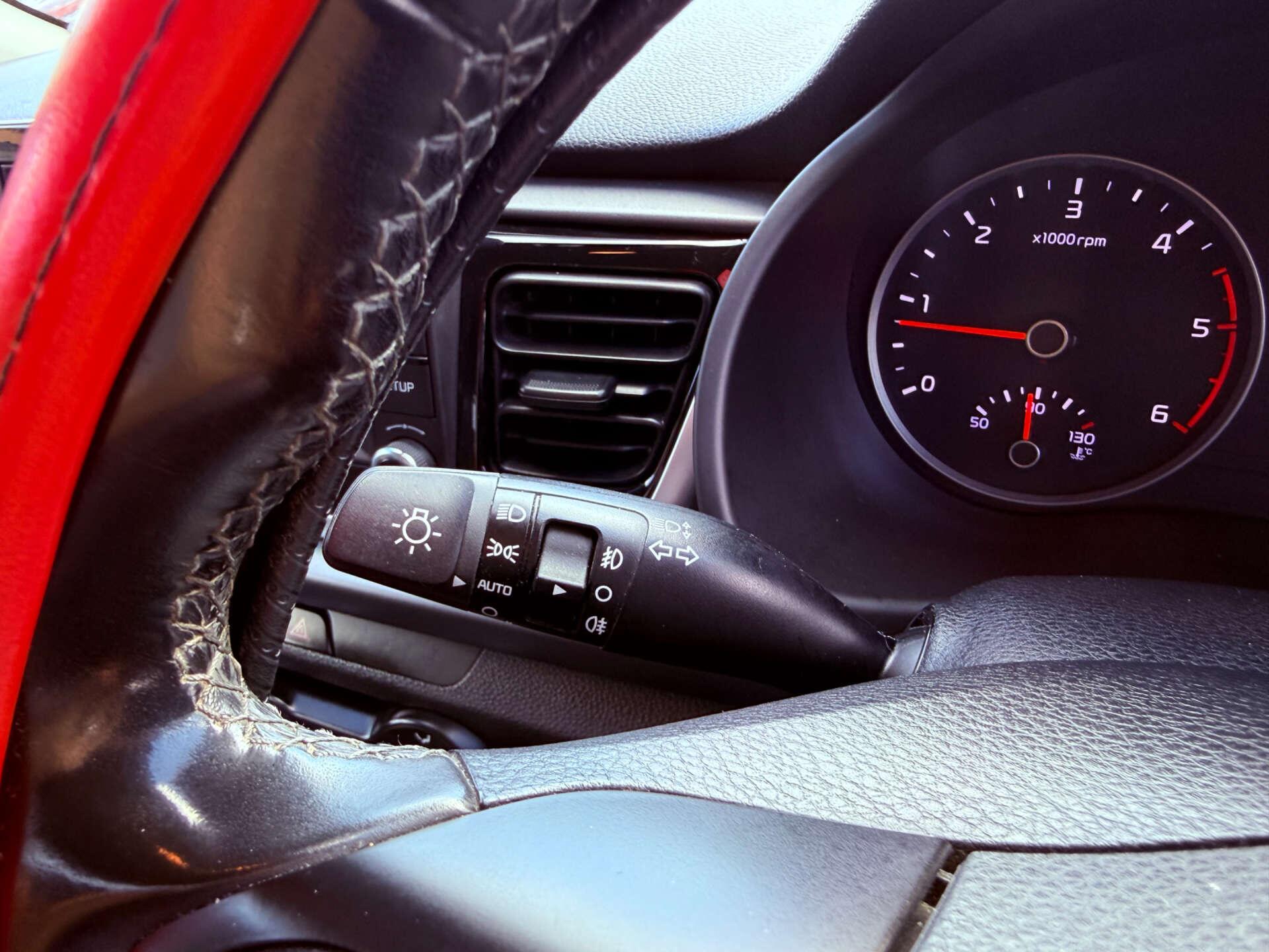 Kia Rio view 45