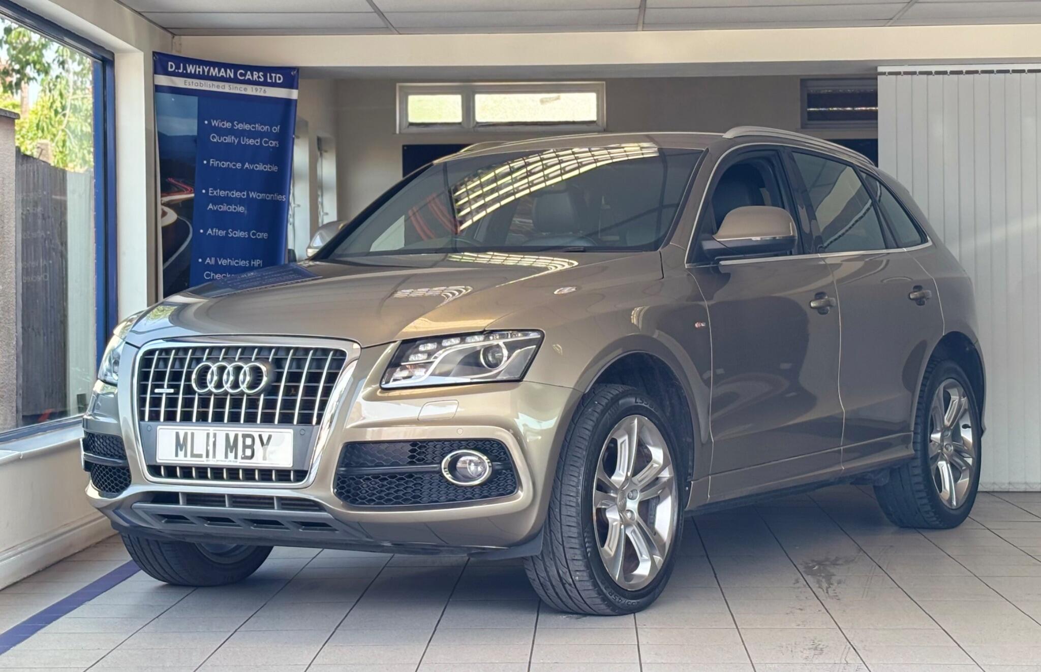 Audi Q5 view 3