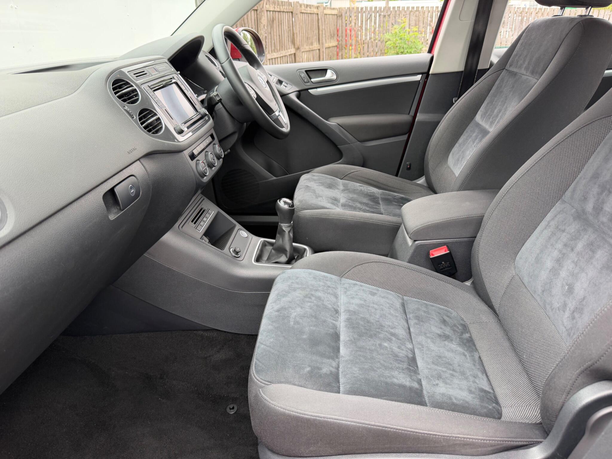 Volkswagen Tiguan view 30
