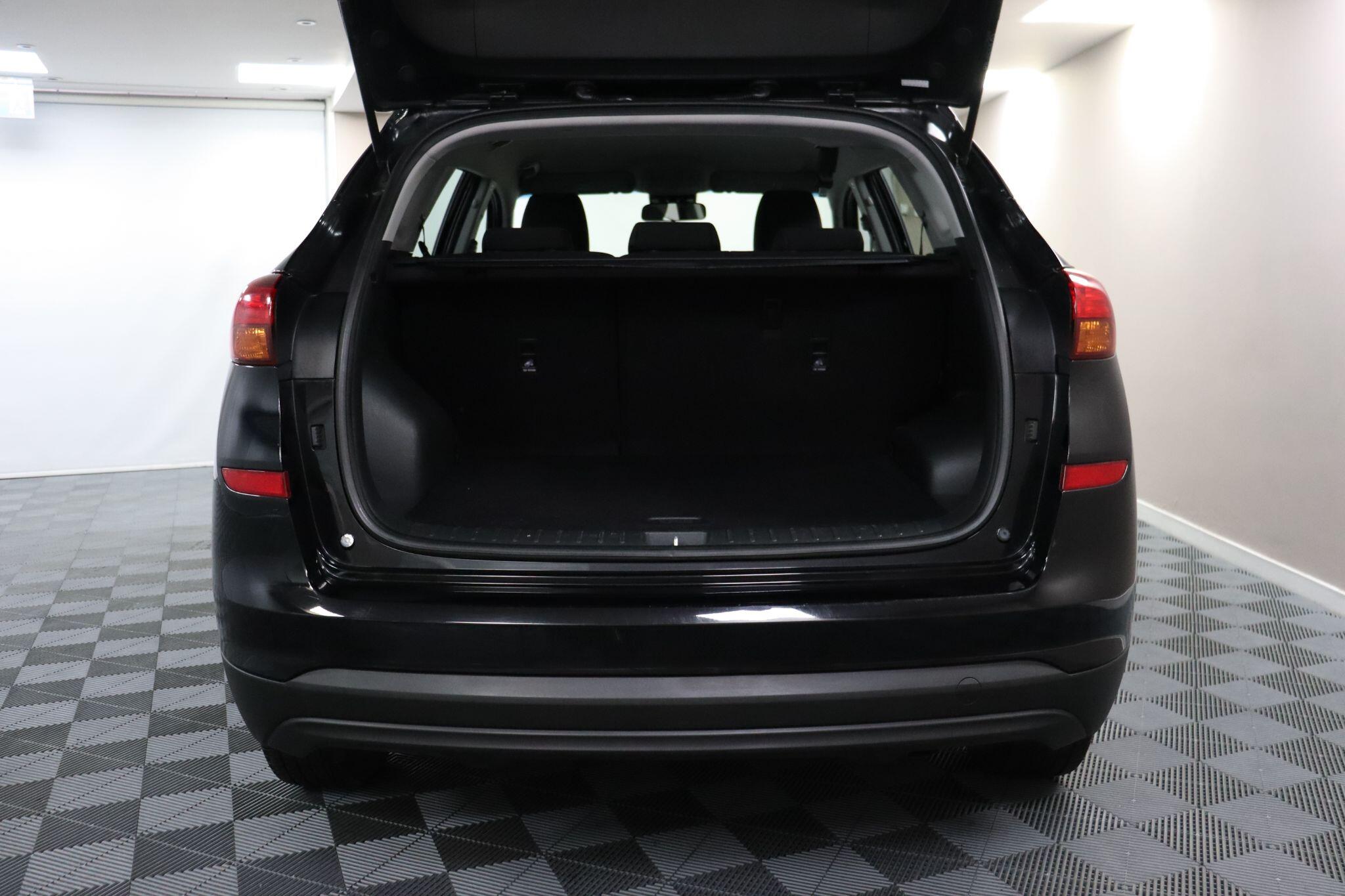 Hyundai Tucson view 14