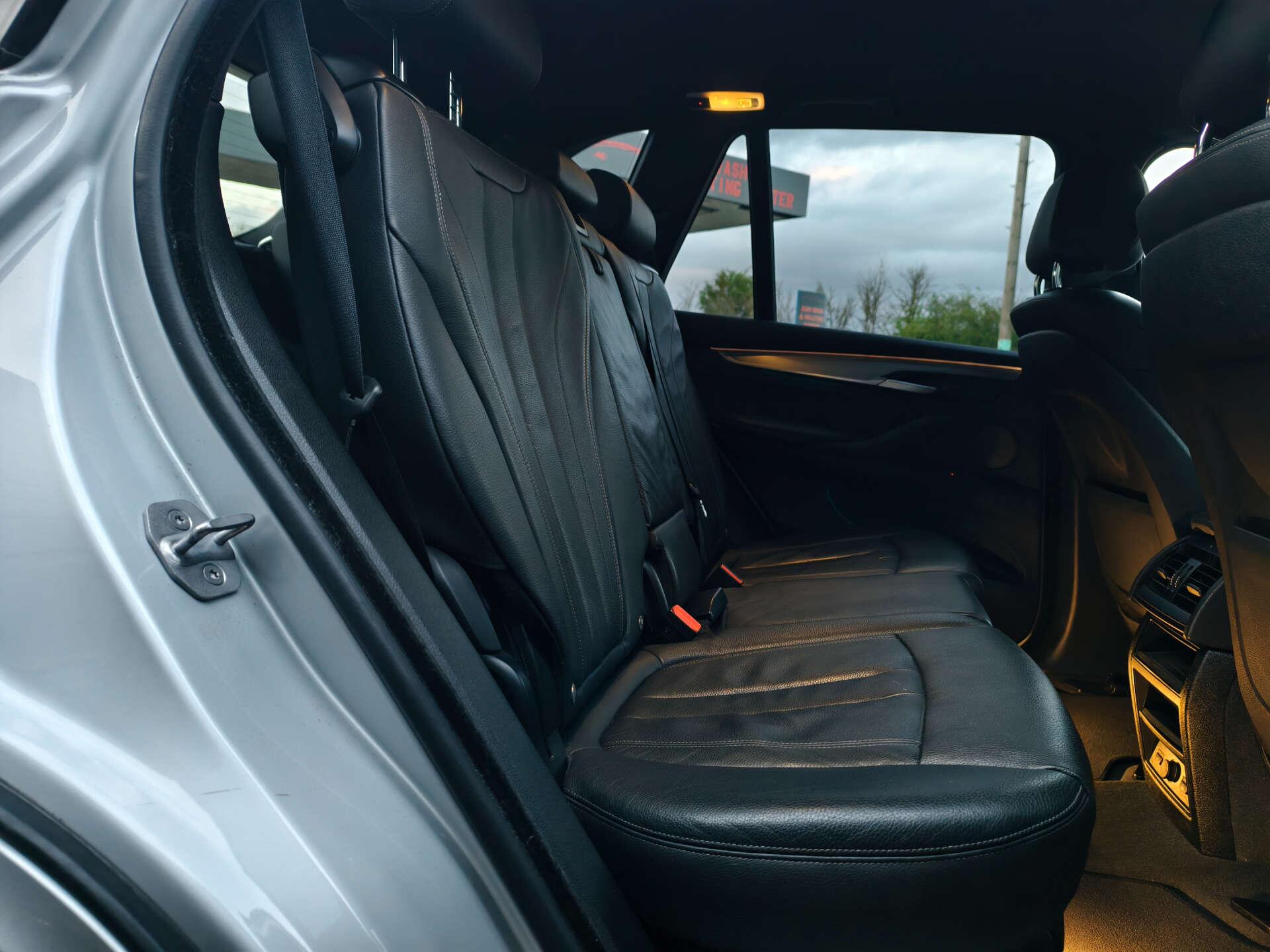 BMW X5 X5 view 25
