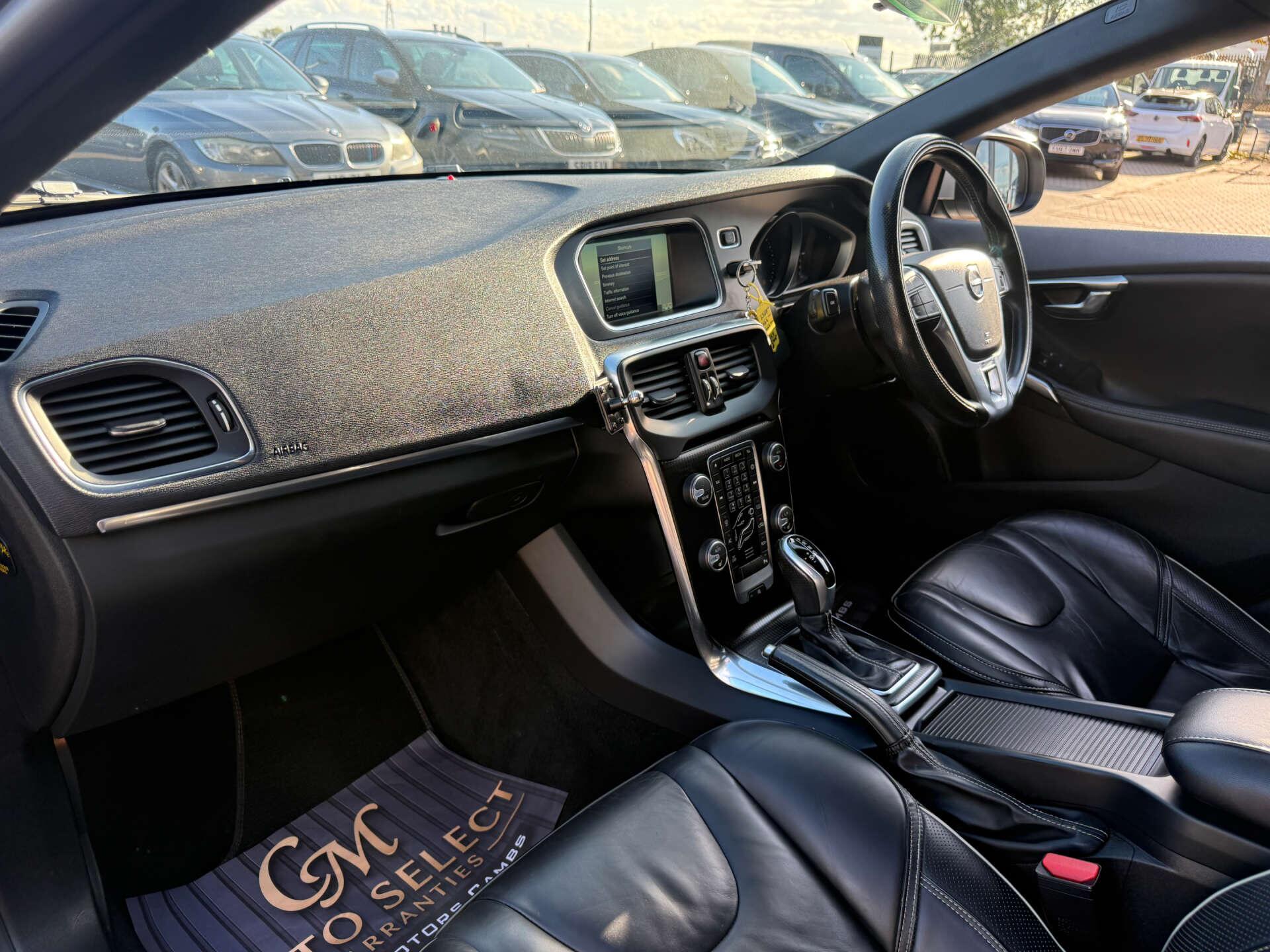 Volvo V40 view 67