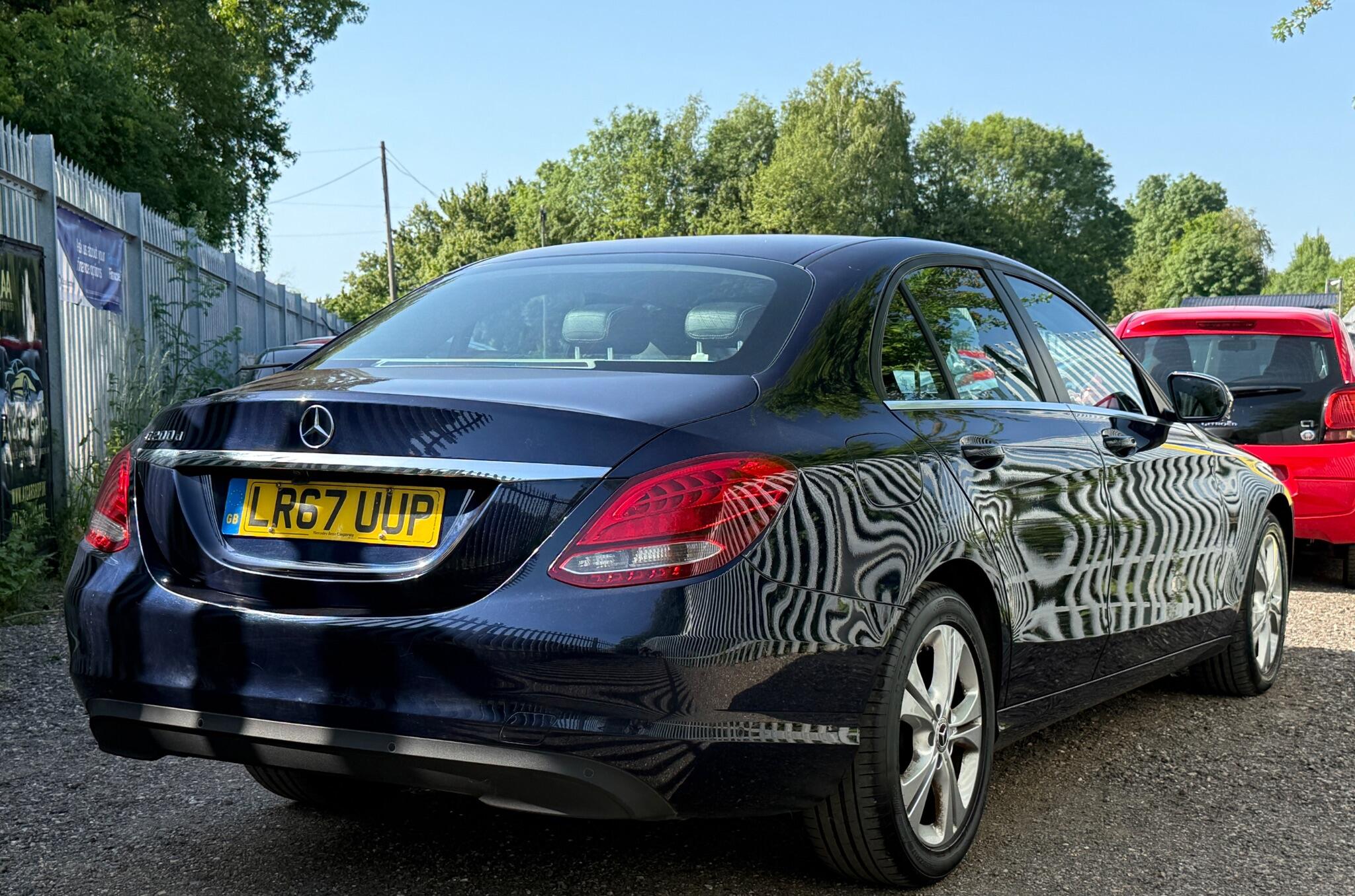2017 Mercedes-Benz C Class image 18