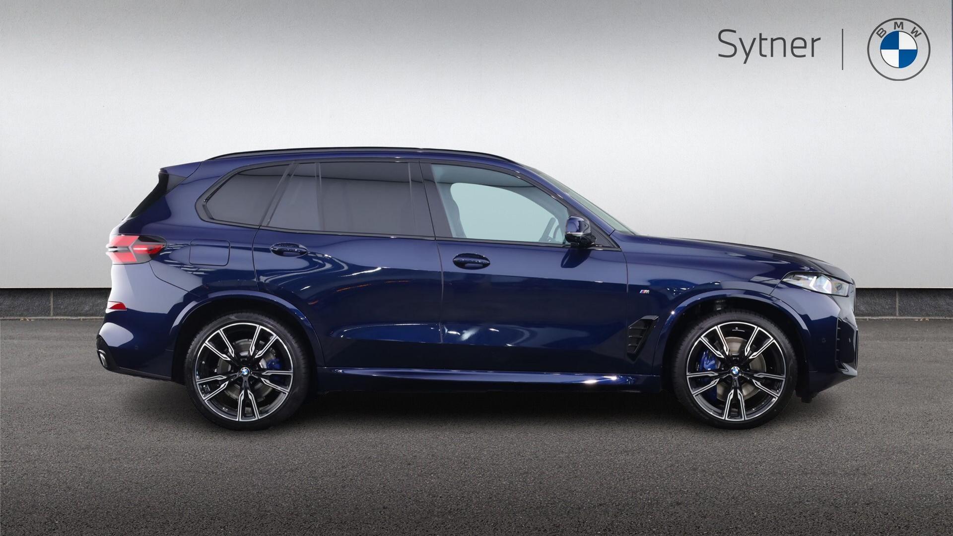 BMW X5 view 3