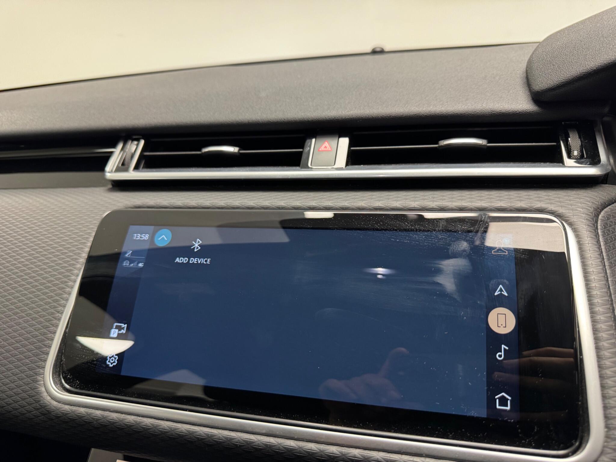 Land Rover Range Rover Velar view 19