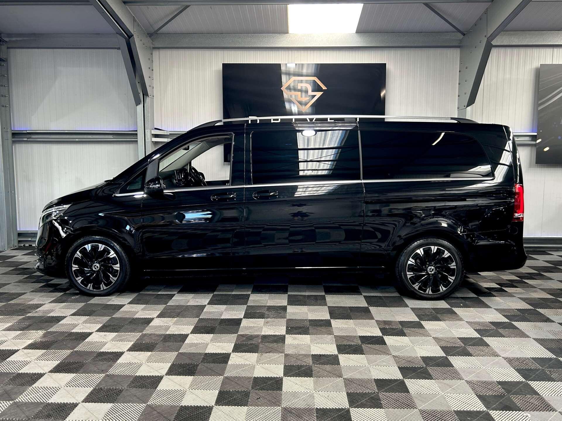 Mercedes-Benz V Class view 59