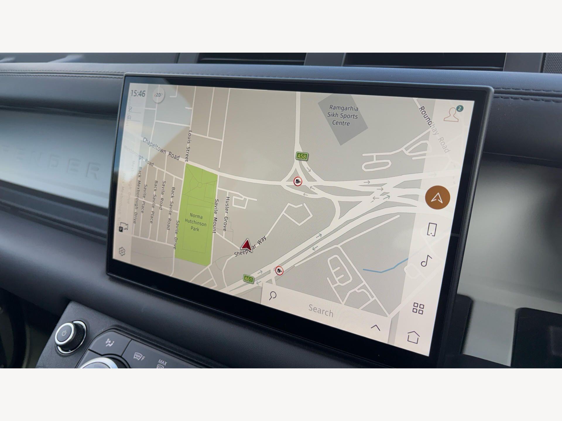 Land Rover Defender view 13