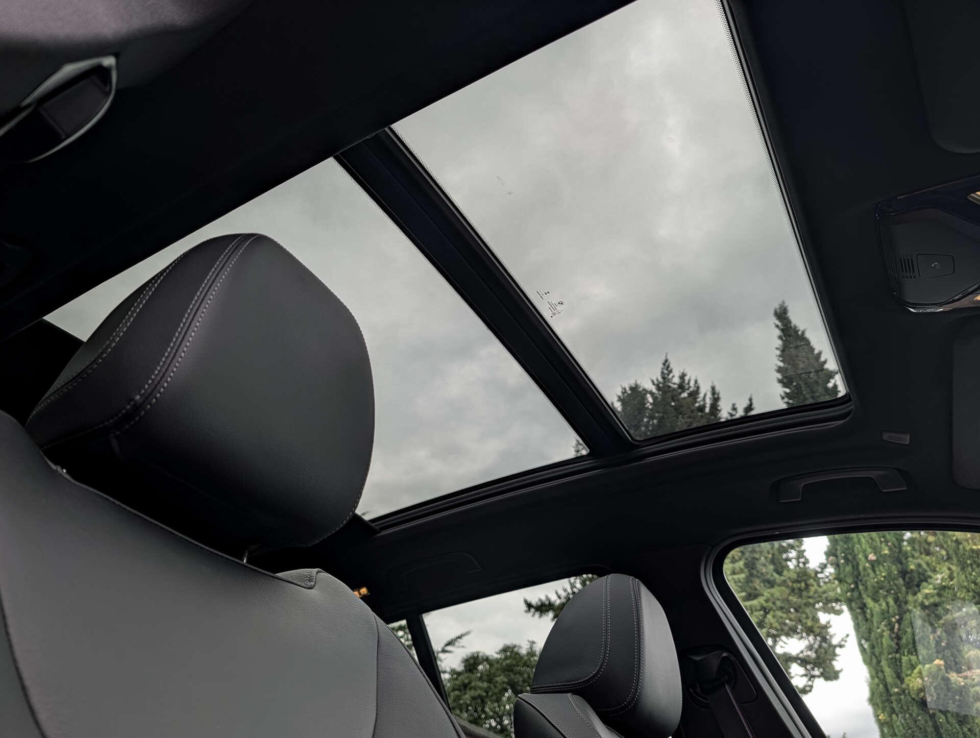 BMW X3 view 24