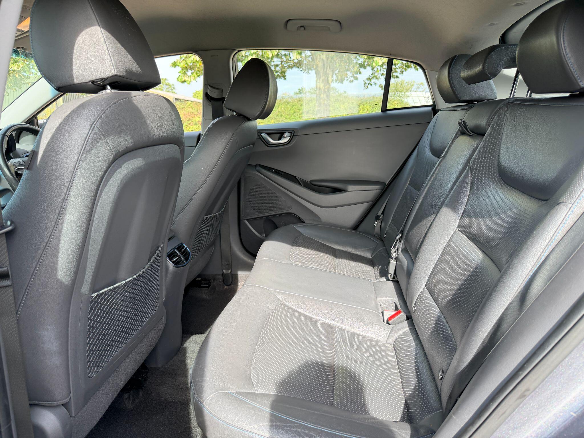 Hyundai Ioniq view 28