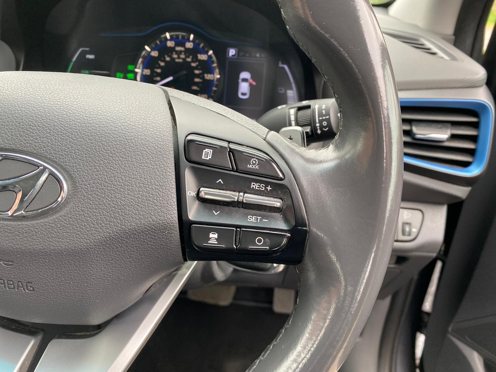 Hyundai Ioniq view 28
