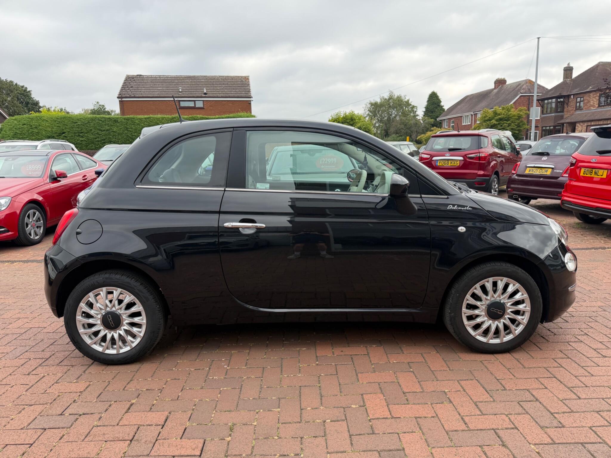Fiat 500 view 22