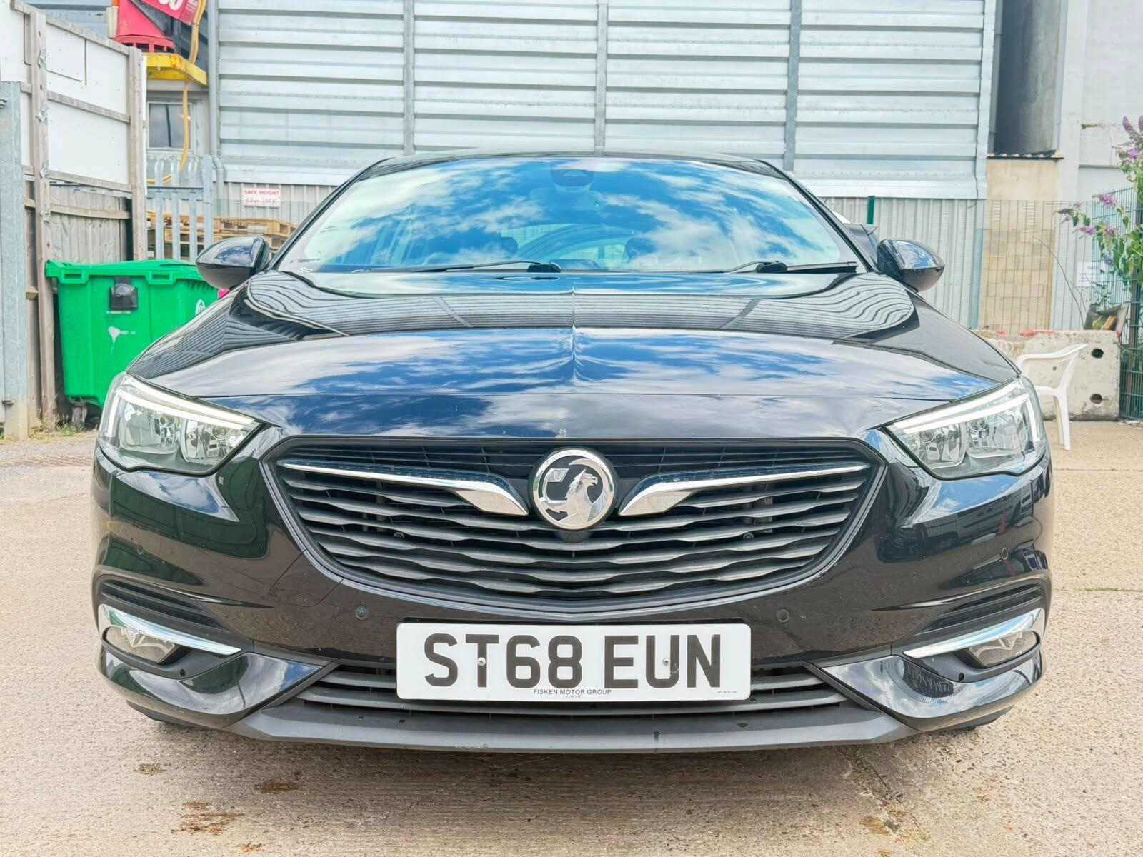 Vauxhall Insignia view 8