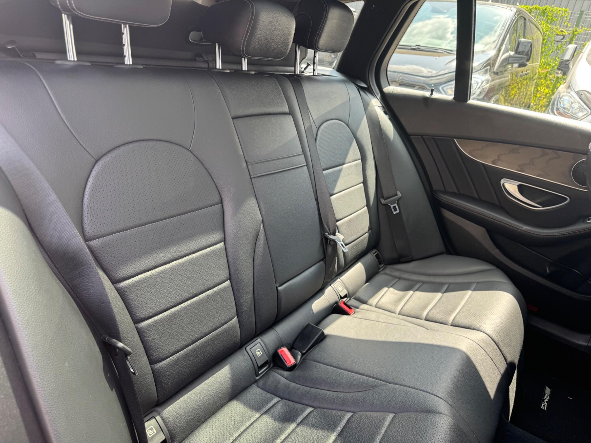 Mercedes-Benz C Class view 16
