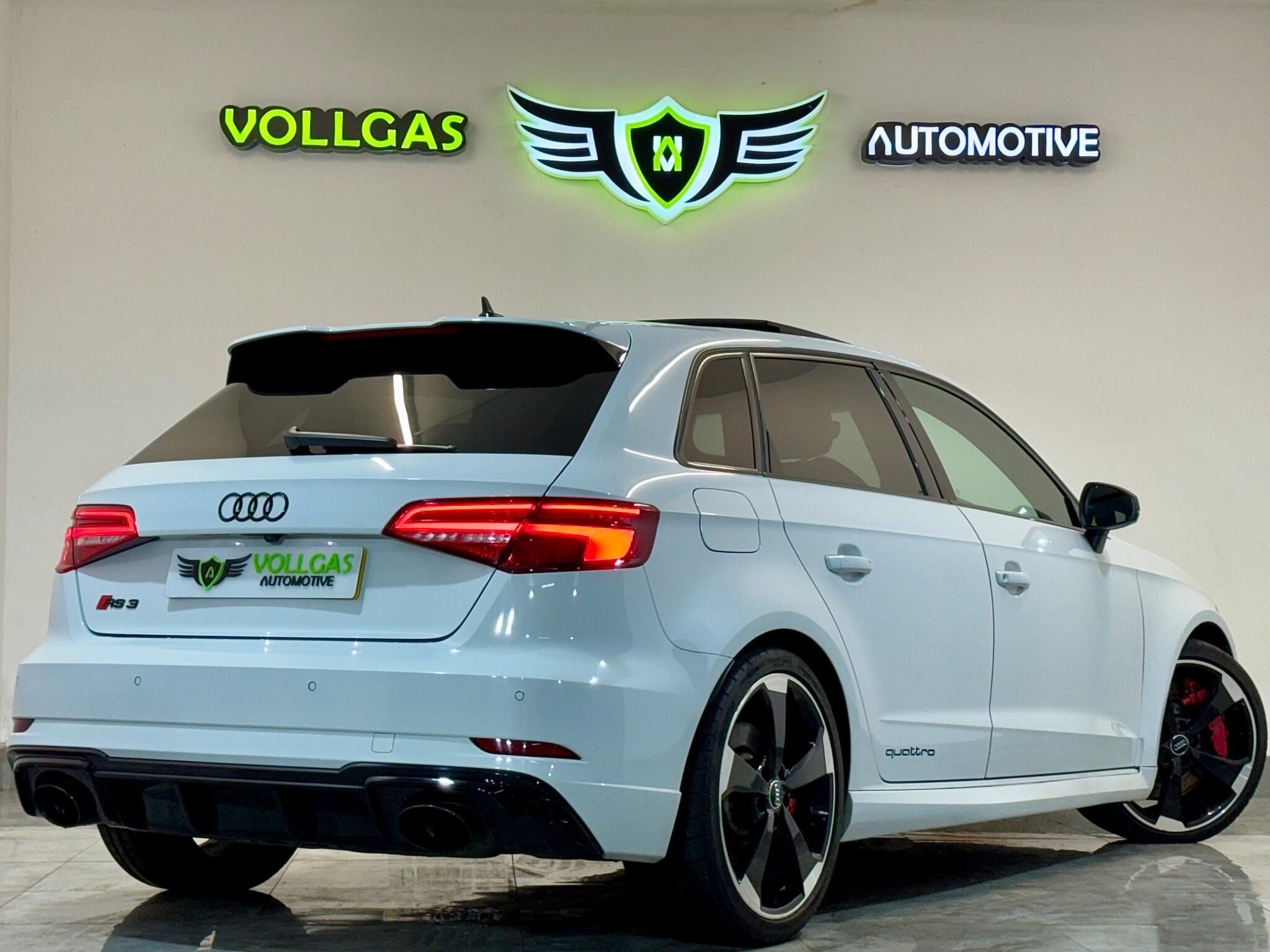 Audi RS3 view 10