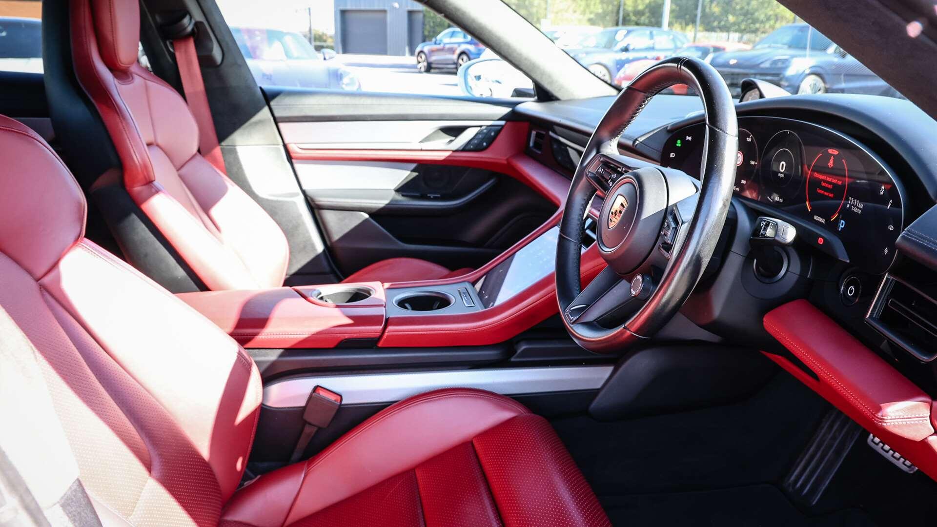 Porsche Taycan view 12