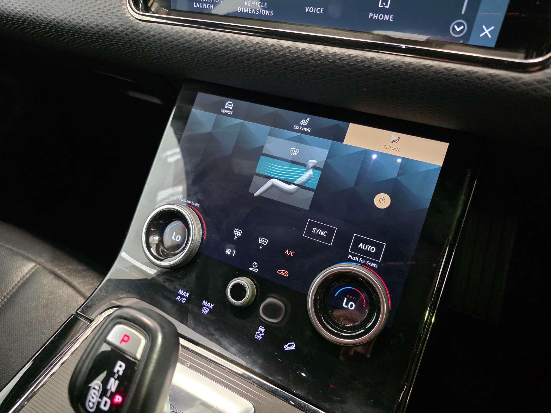 Land Rover Range Rover Evoque view 26