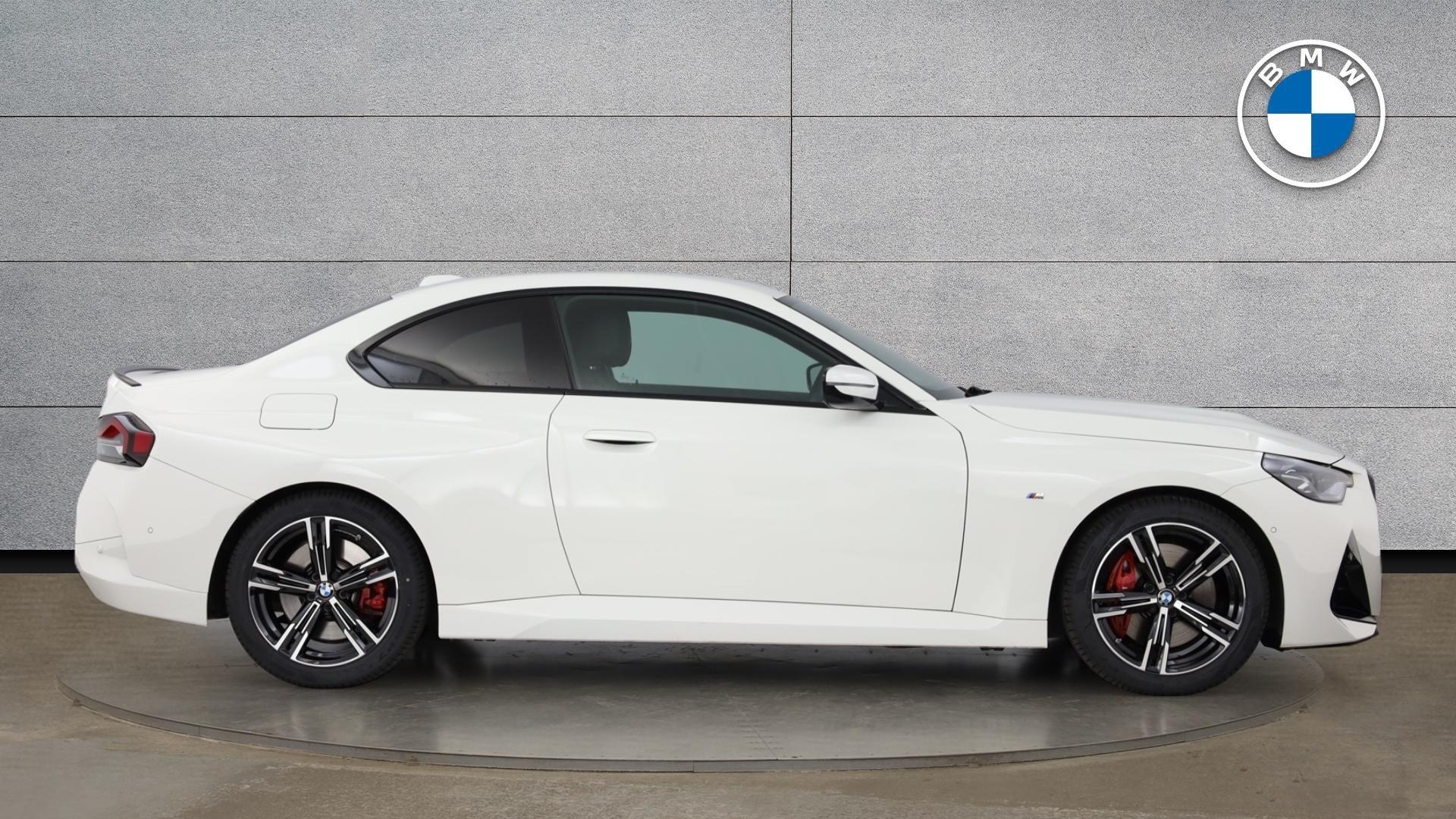 BMW 2 Series view 3