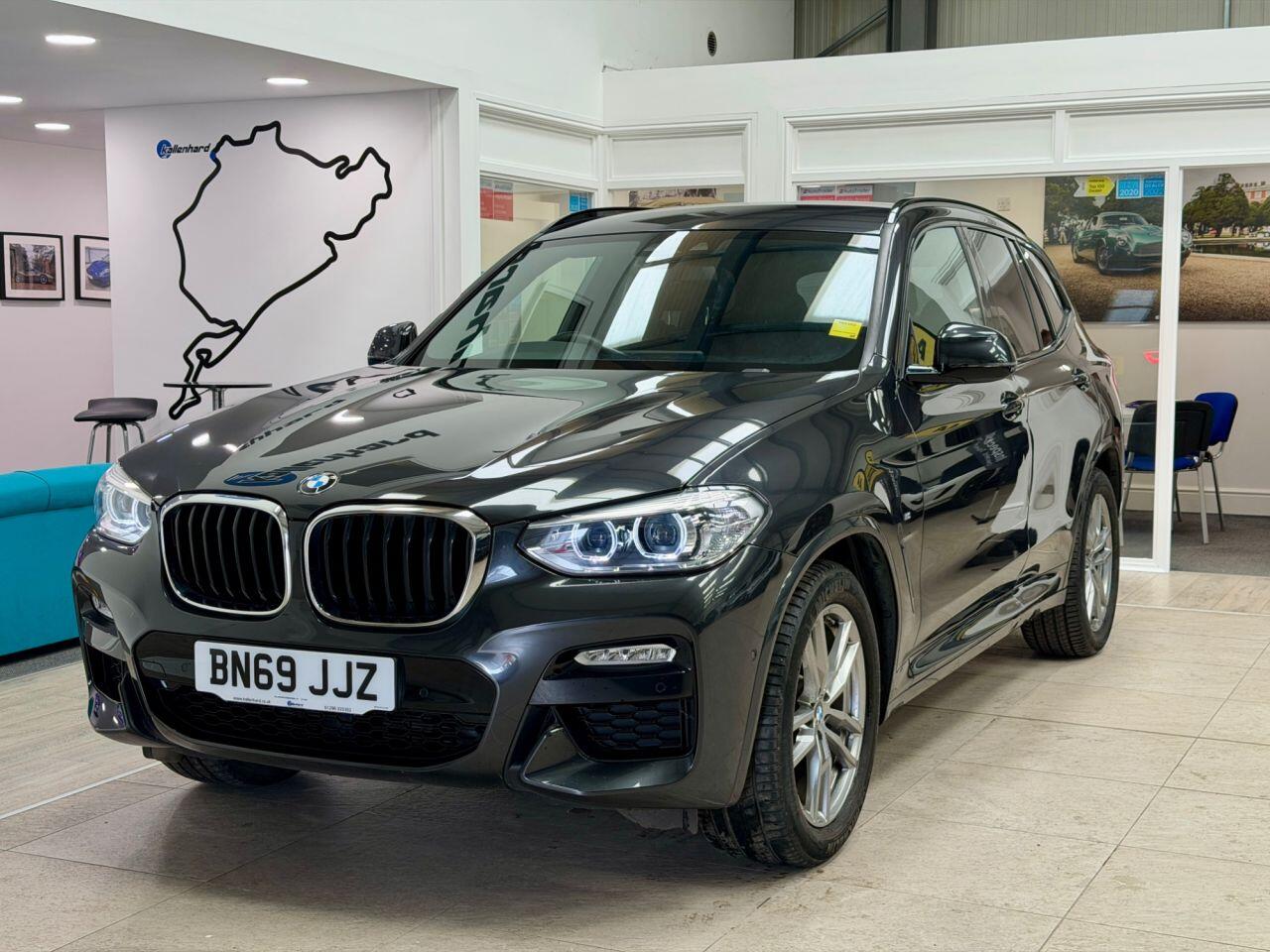 BMW X3 view 13
