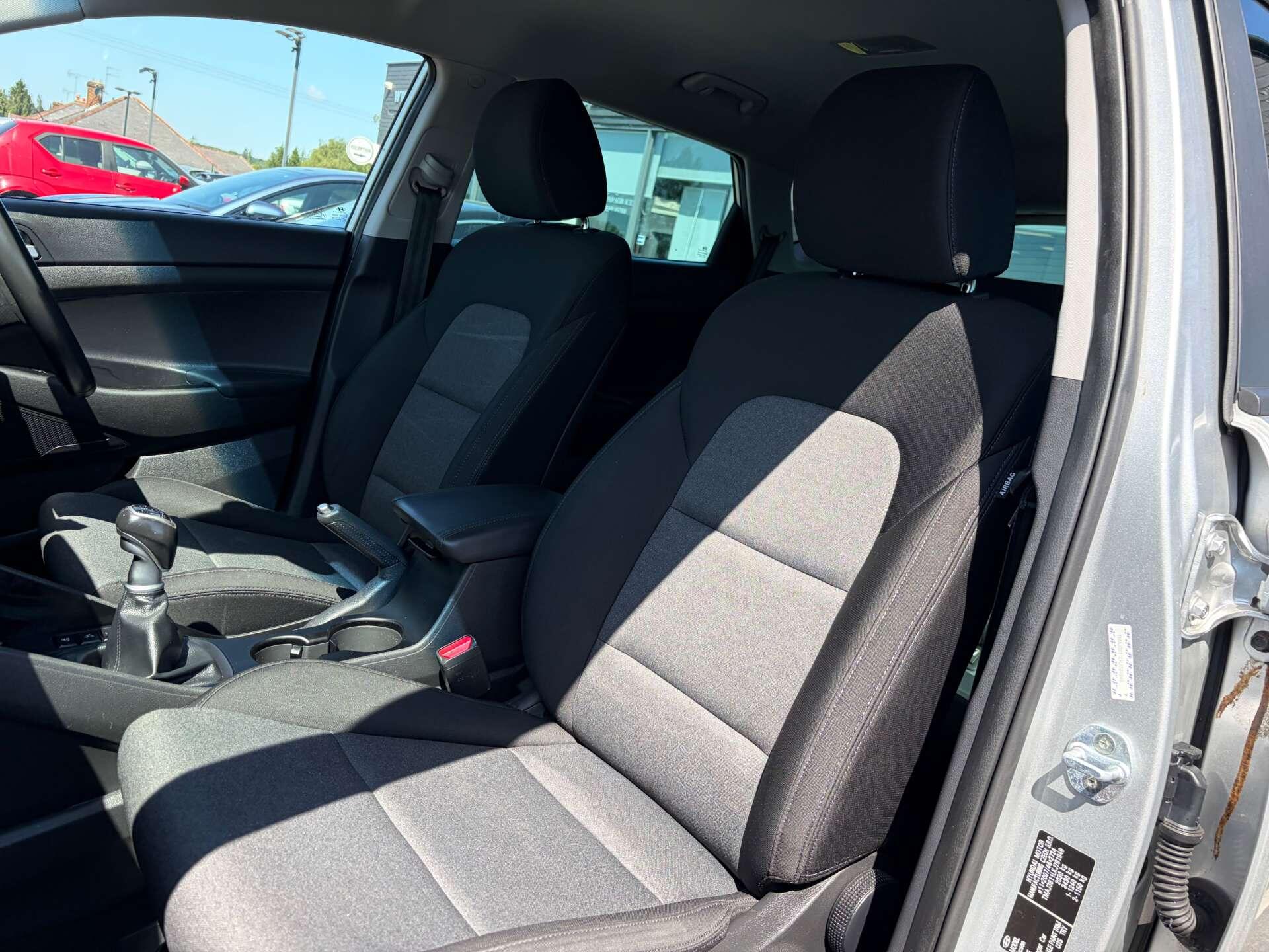 Hyundai Tucson view 17