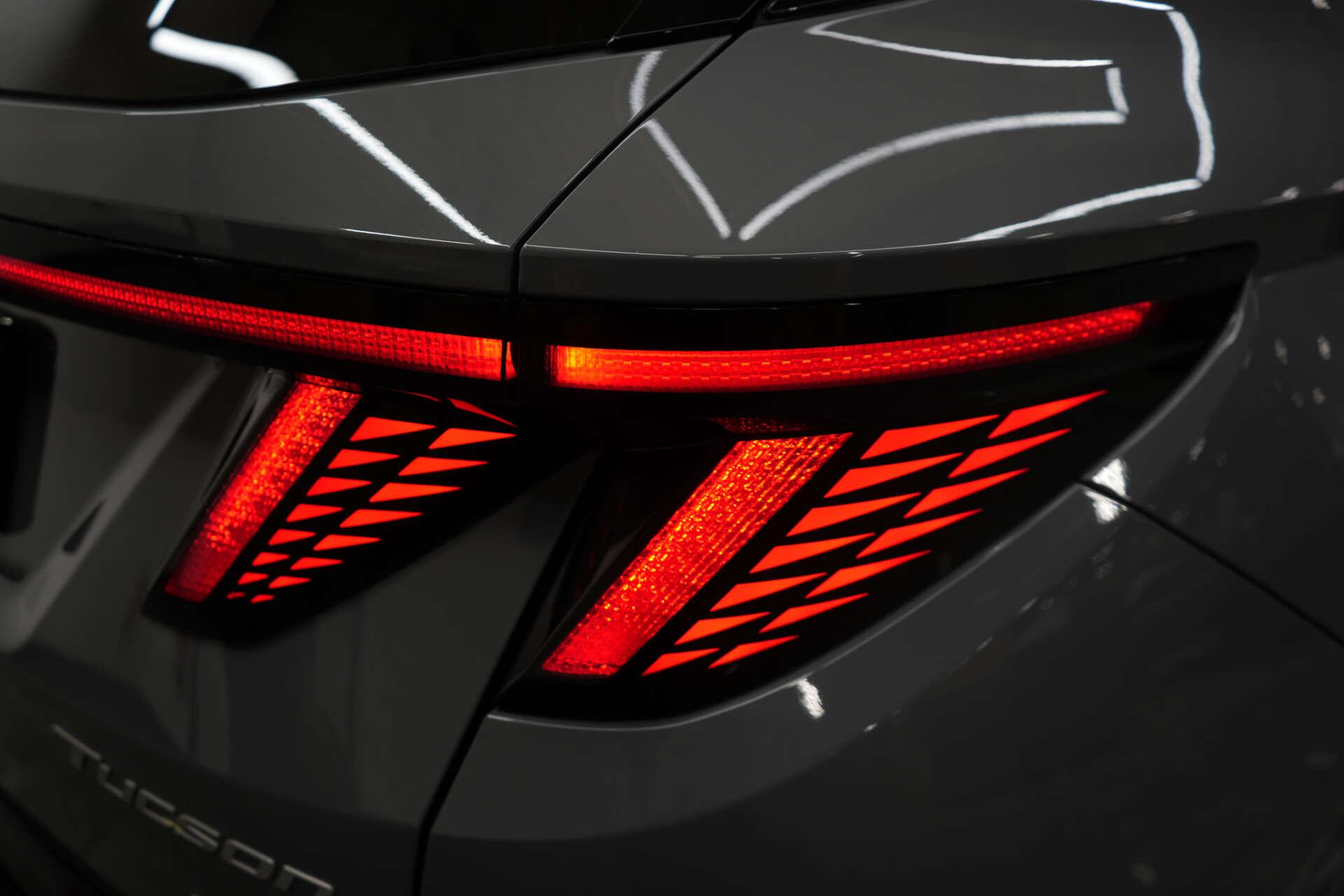 Hyundai Tucson view 50