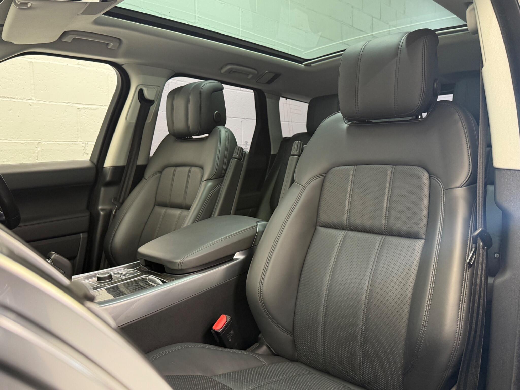 Land Rover Range Rover Sport view 24