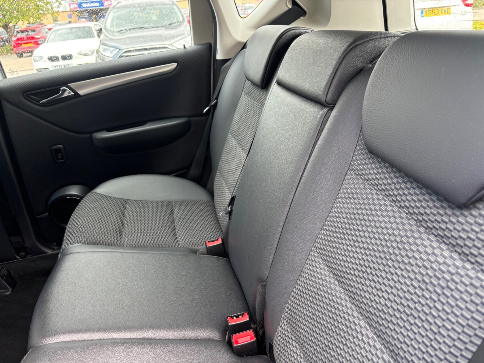 Mercedes-Benz A Class view 16