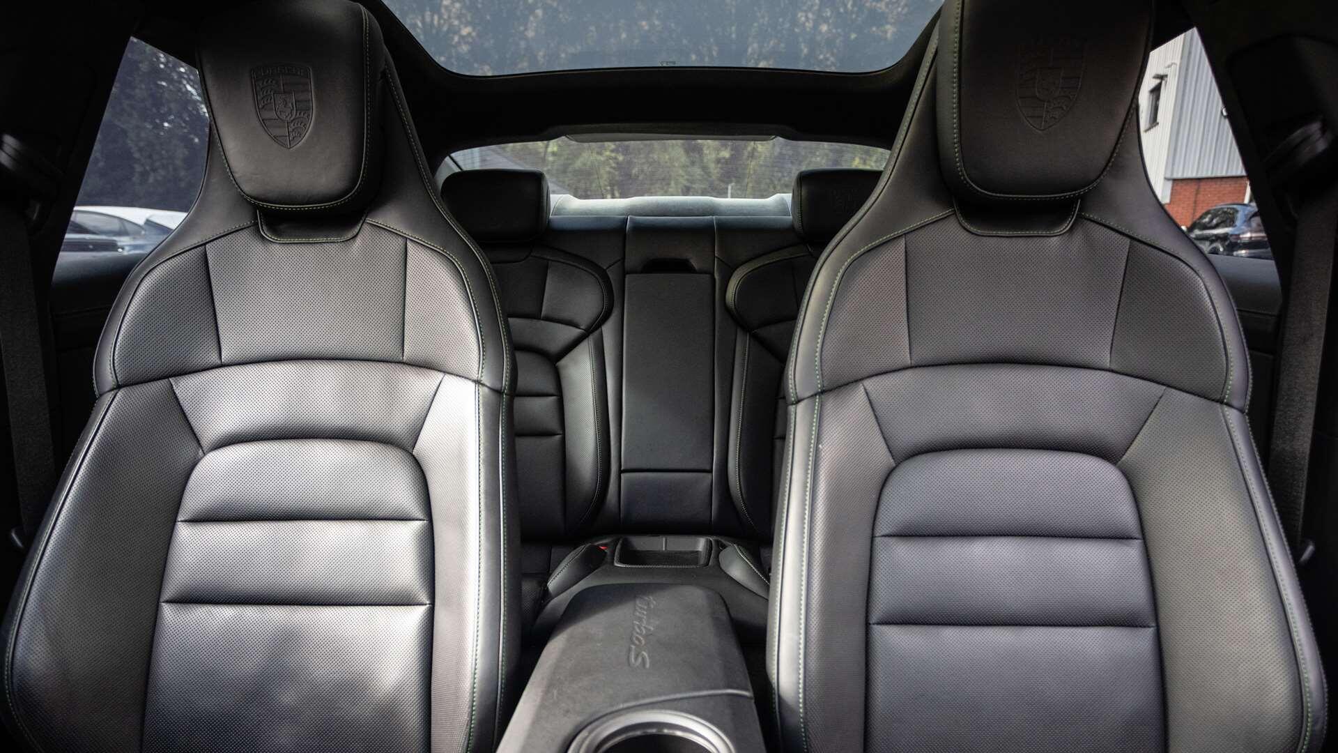 Porsche Taycan view 15