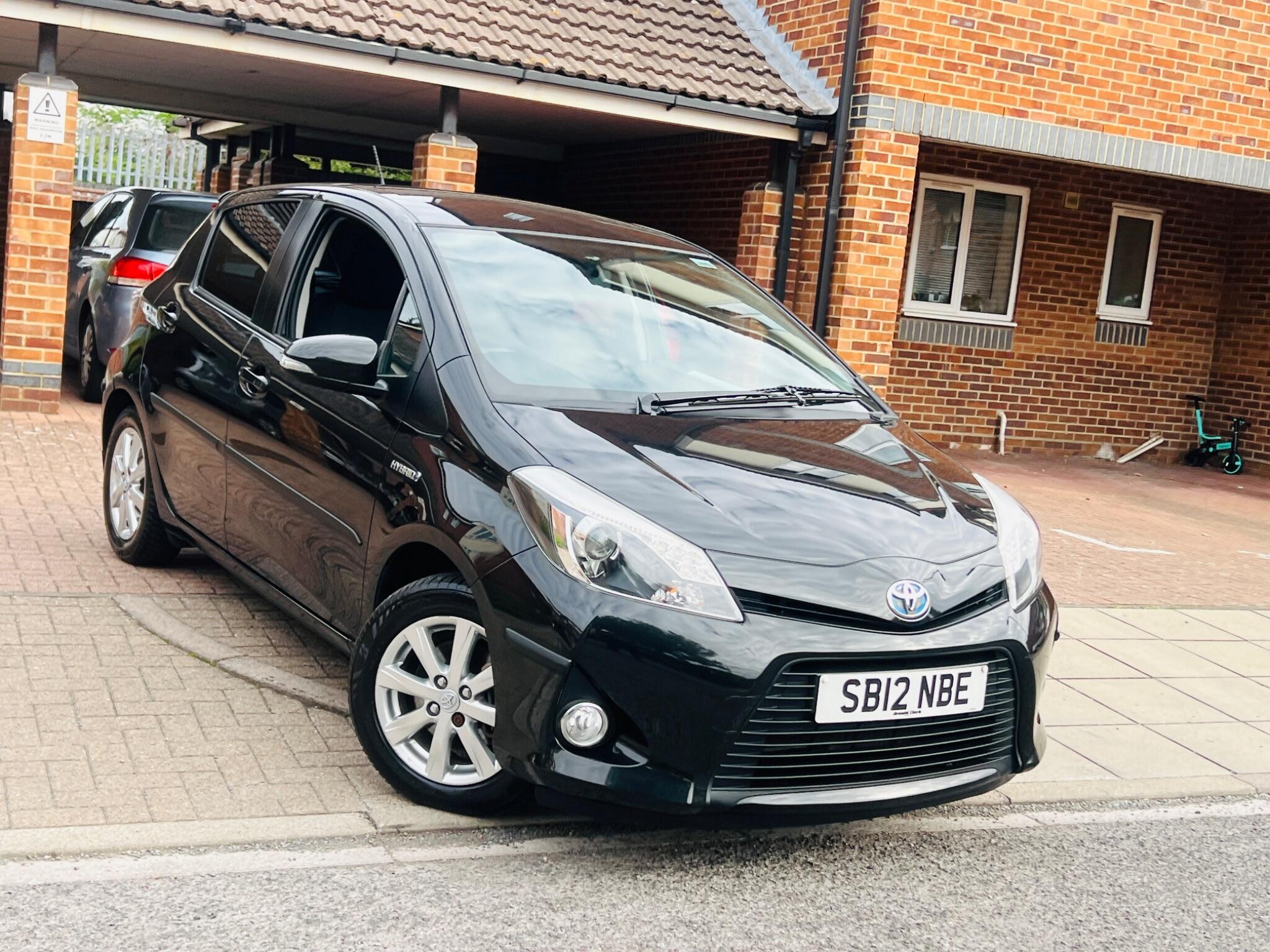 2012 Toyota Yaris in Black for sale