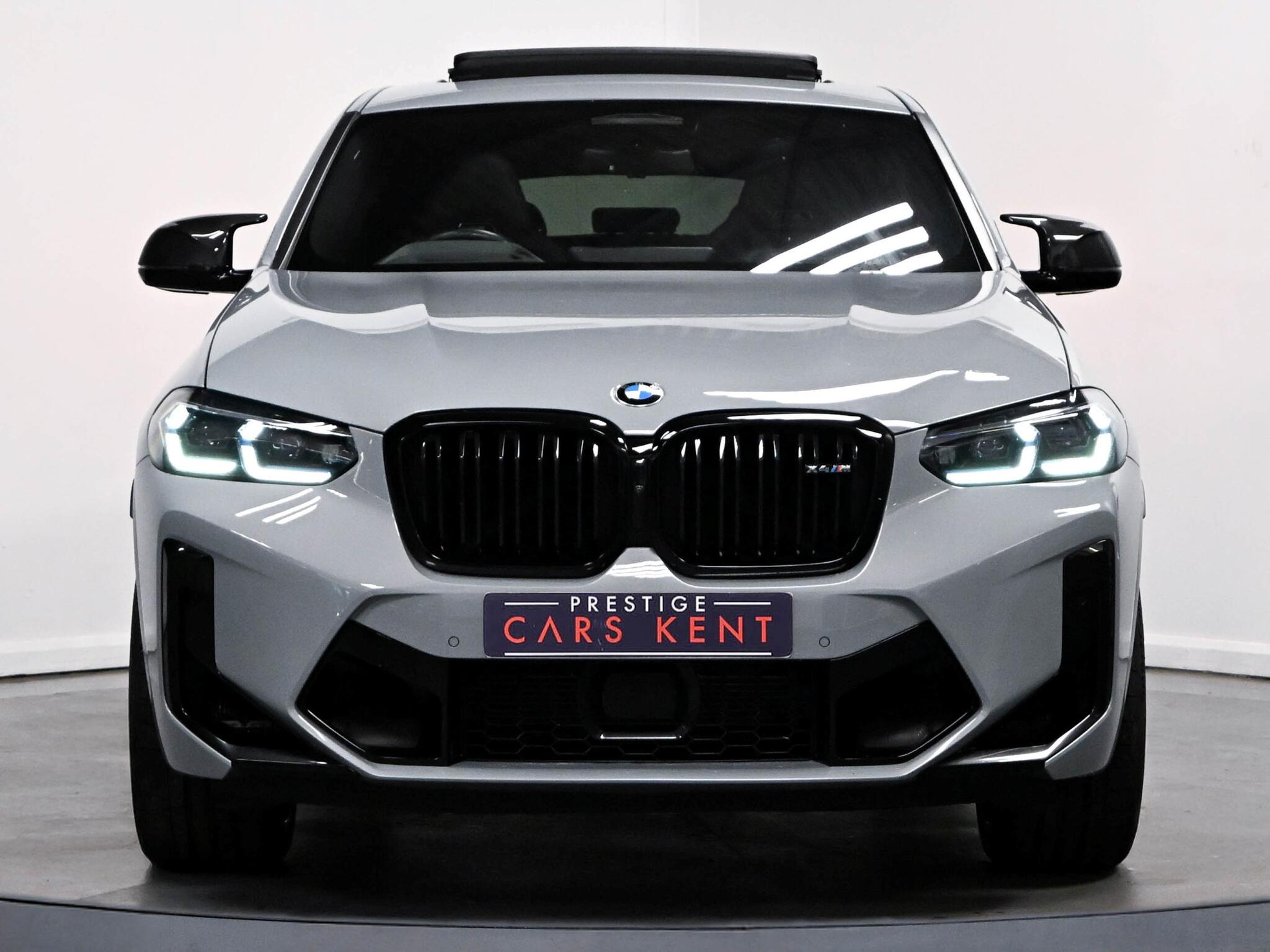 BMW X4 M view 21