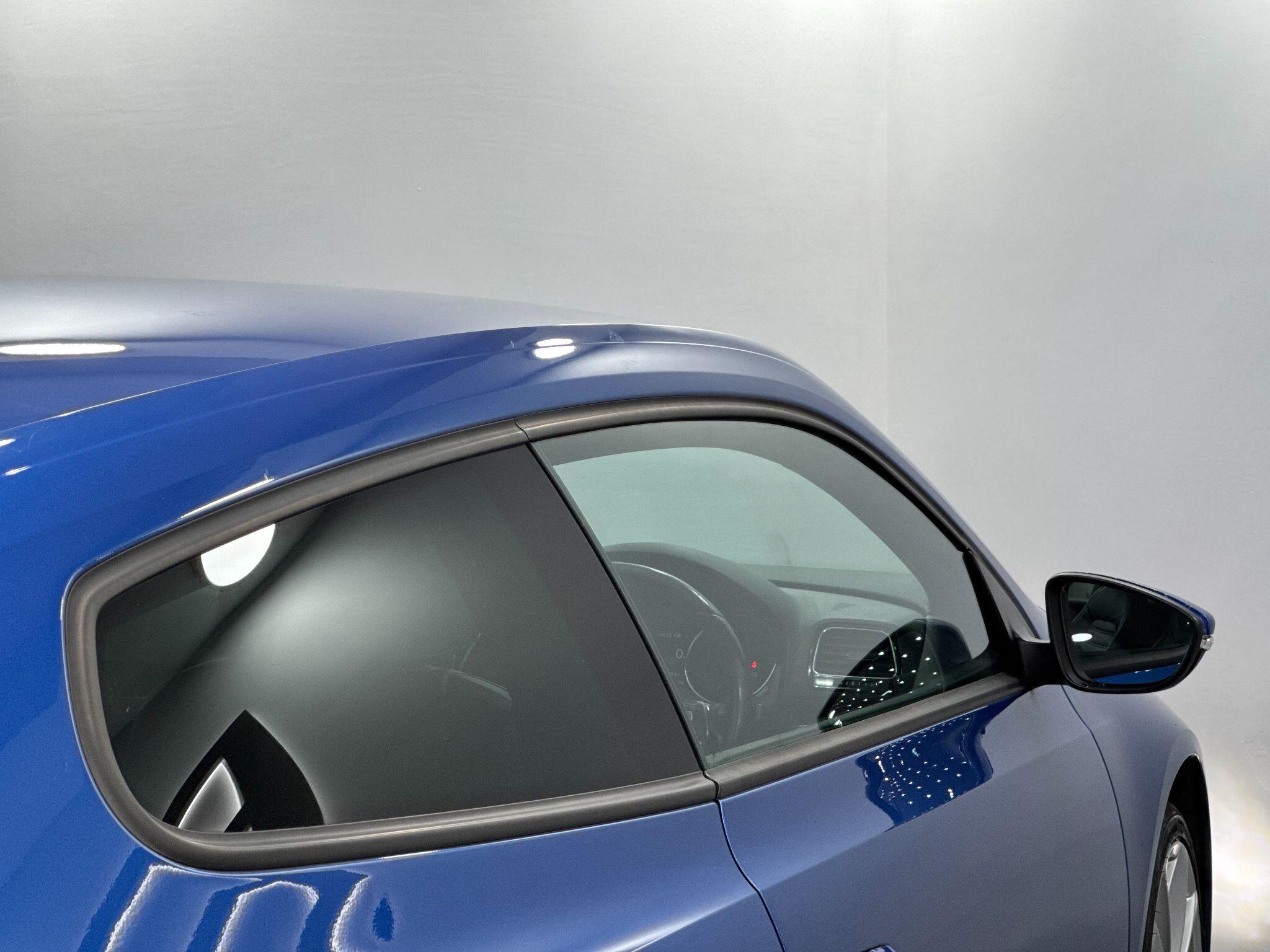 Volkswagen Scirocco view 20