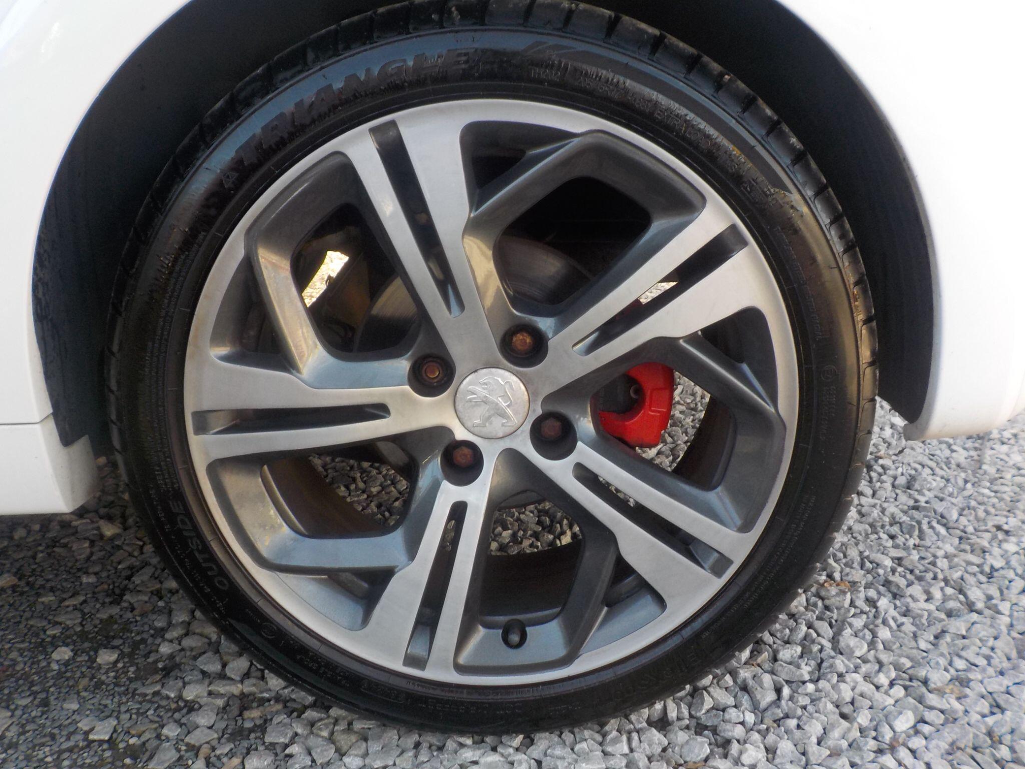 Peugeot 208 1.6 THP GTi Euro 5 3dr