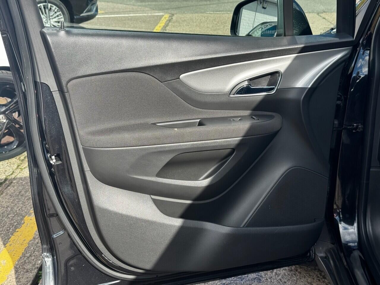 Vauxhall Mokka view 27