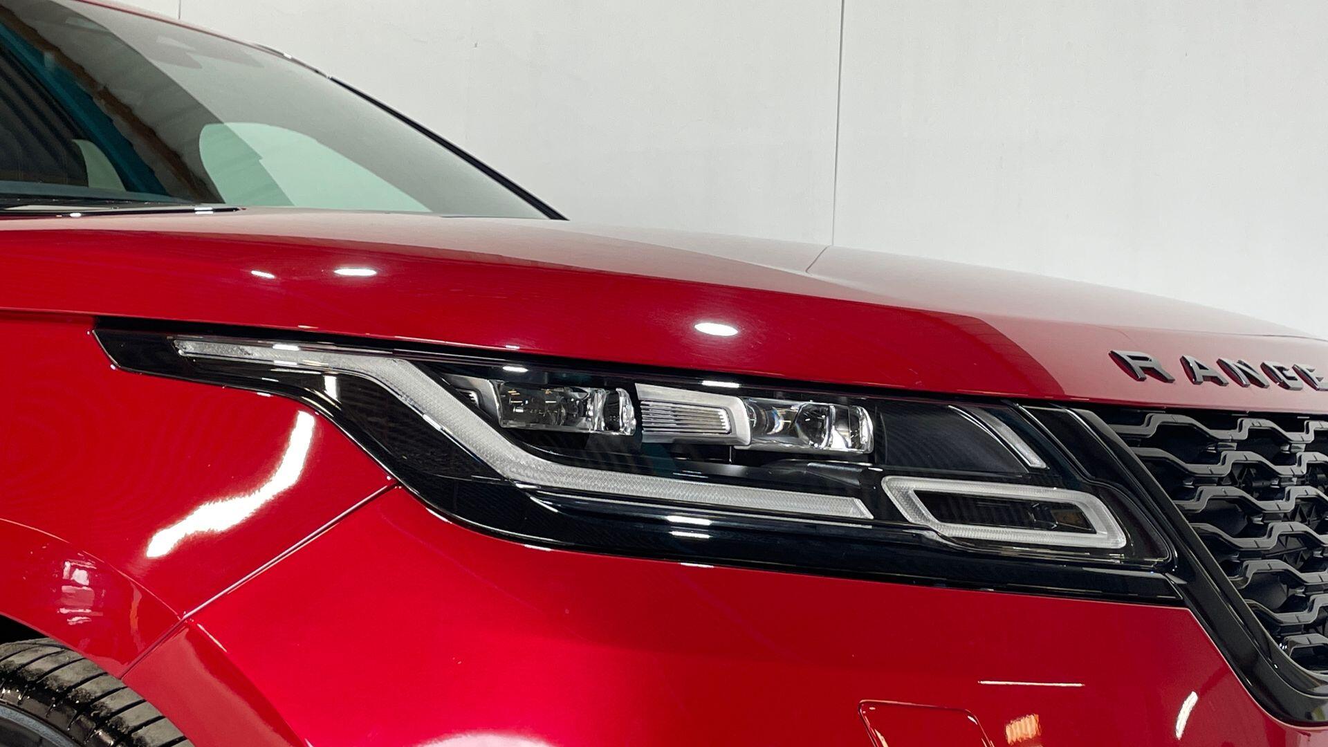 Land Rover Range Rover Velar view 17