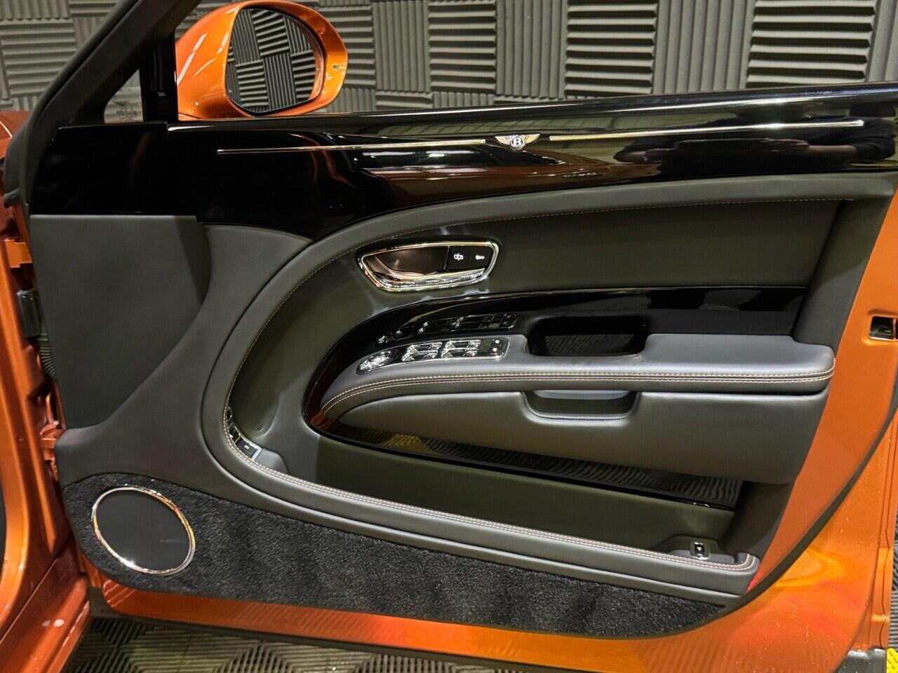 Bentley Mulsanne view 27