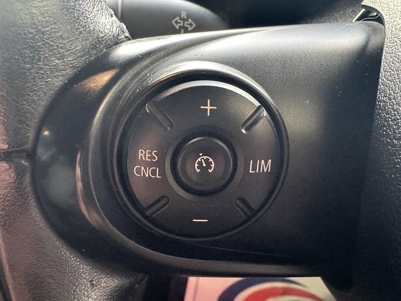 Mini Clubman view 19