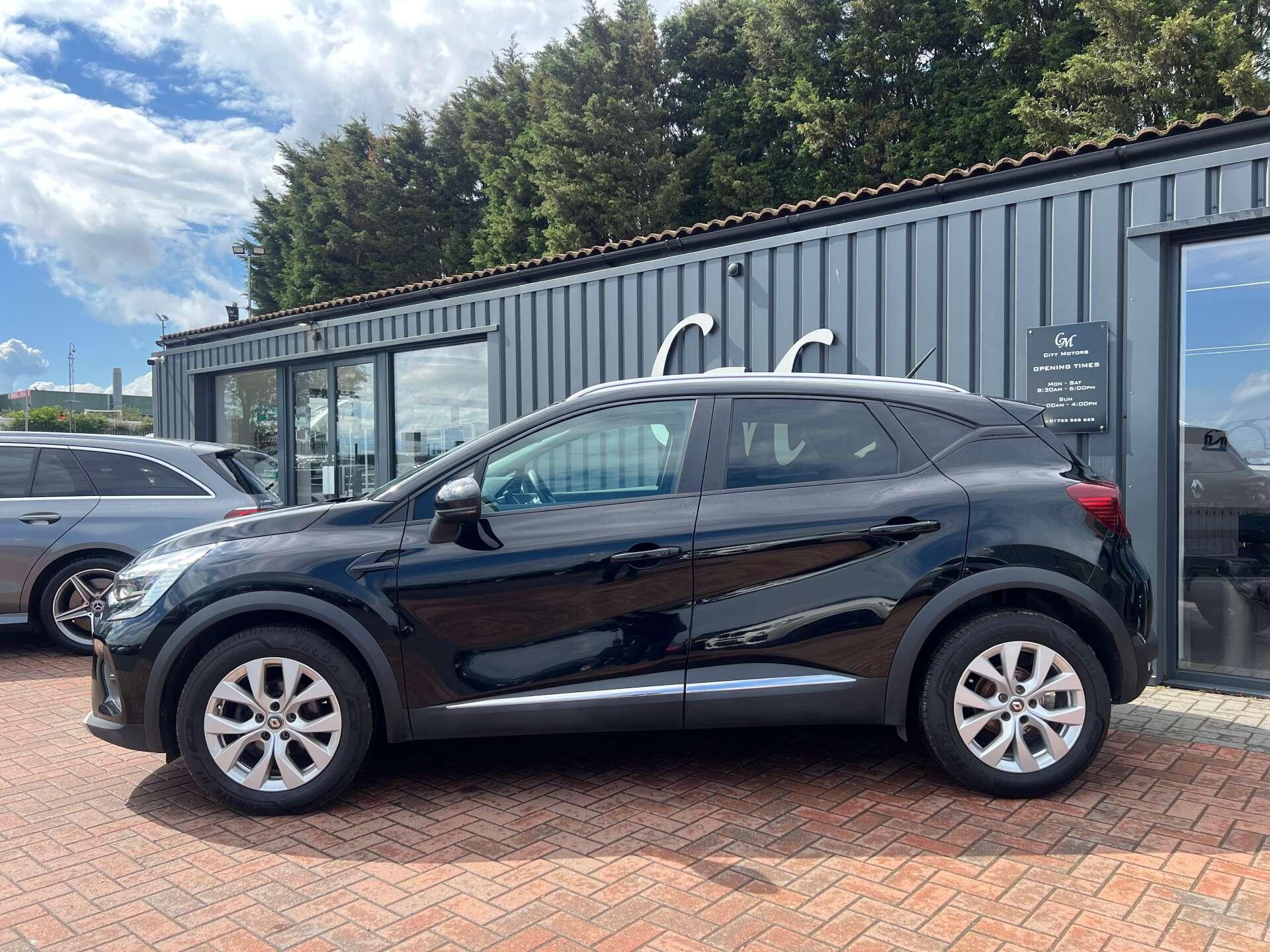Renault Captur view 12